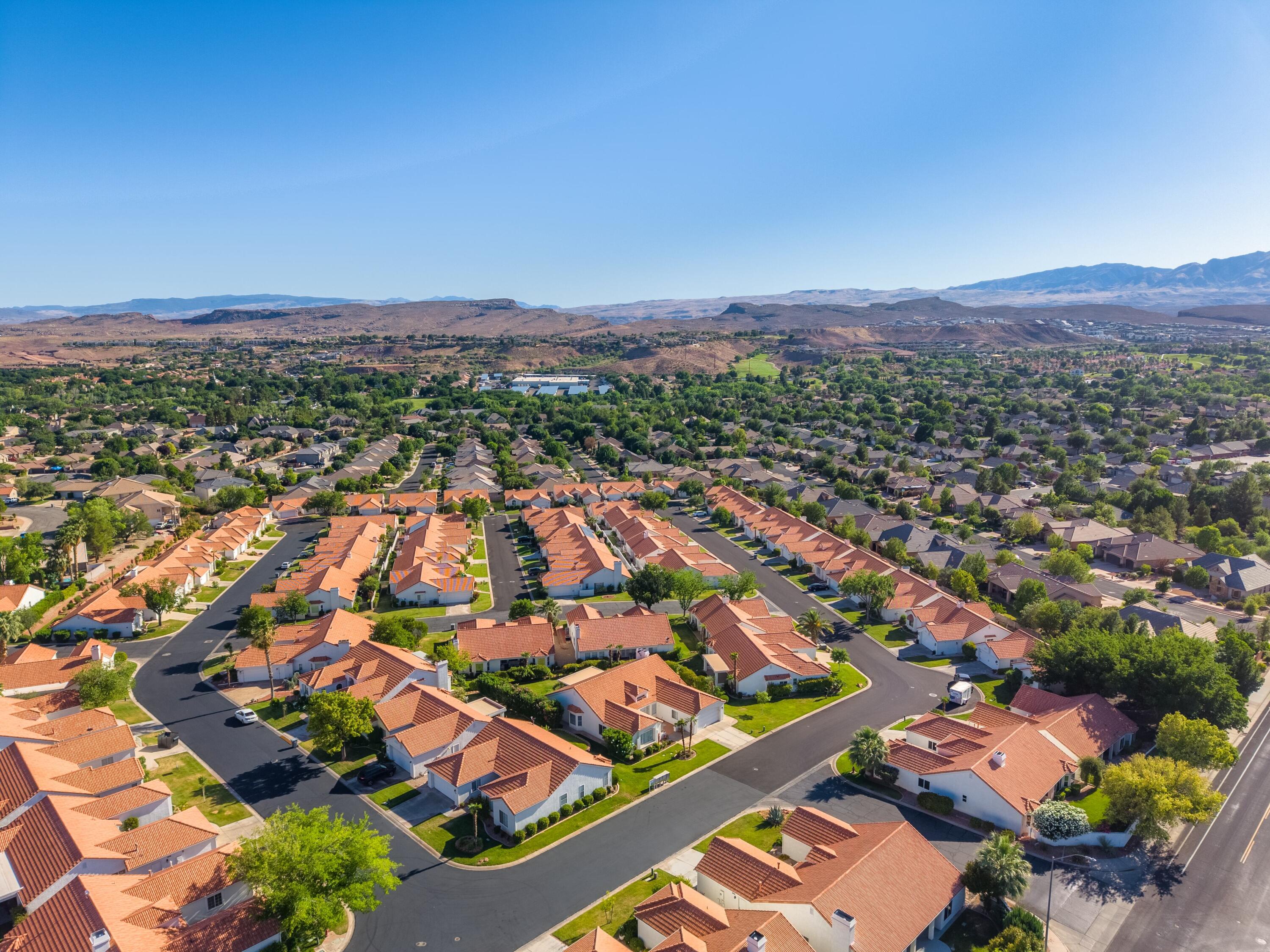 VISTA DEL SOL TOWNHOMES - Residential