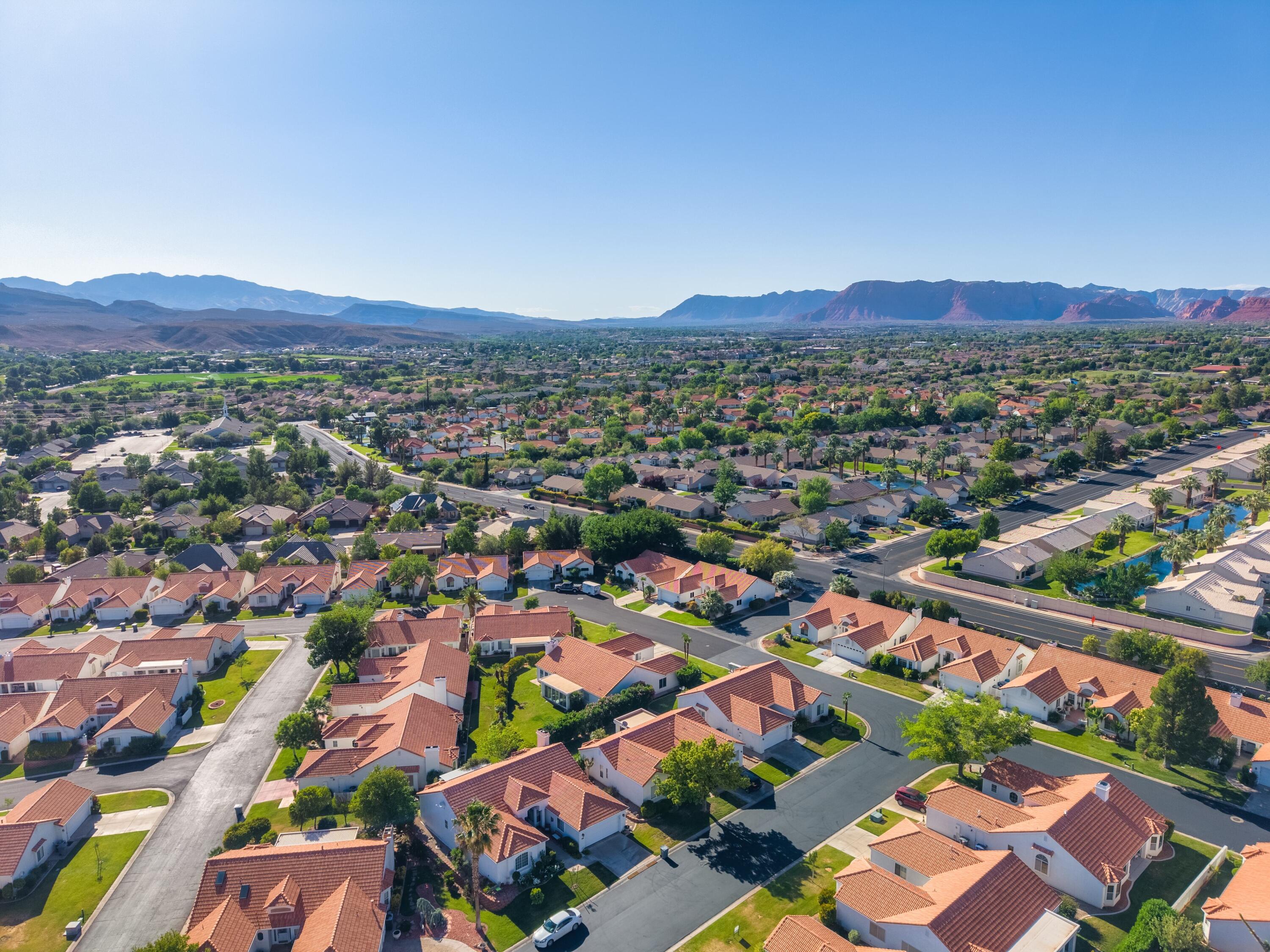 VISTA DEL SOL TOWNHOMES - Residential