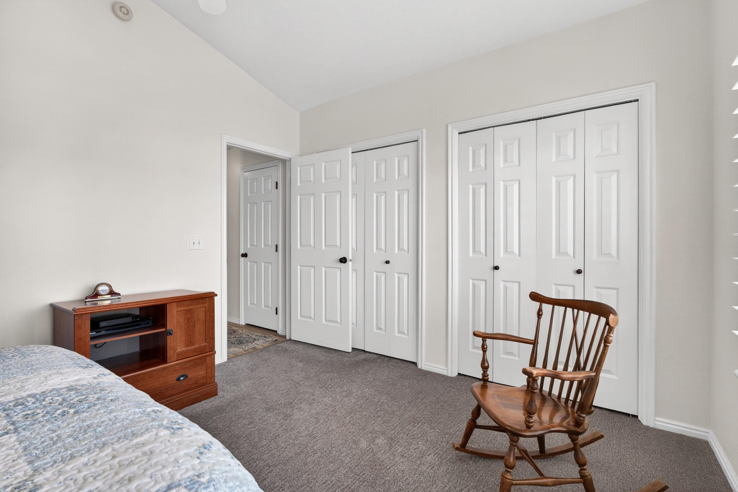 VISTA DEL SOL TOWNHOMES - Residential