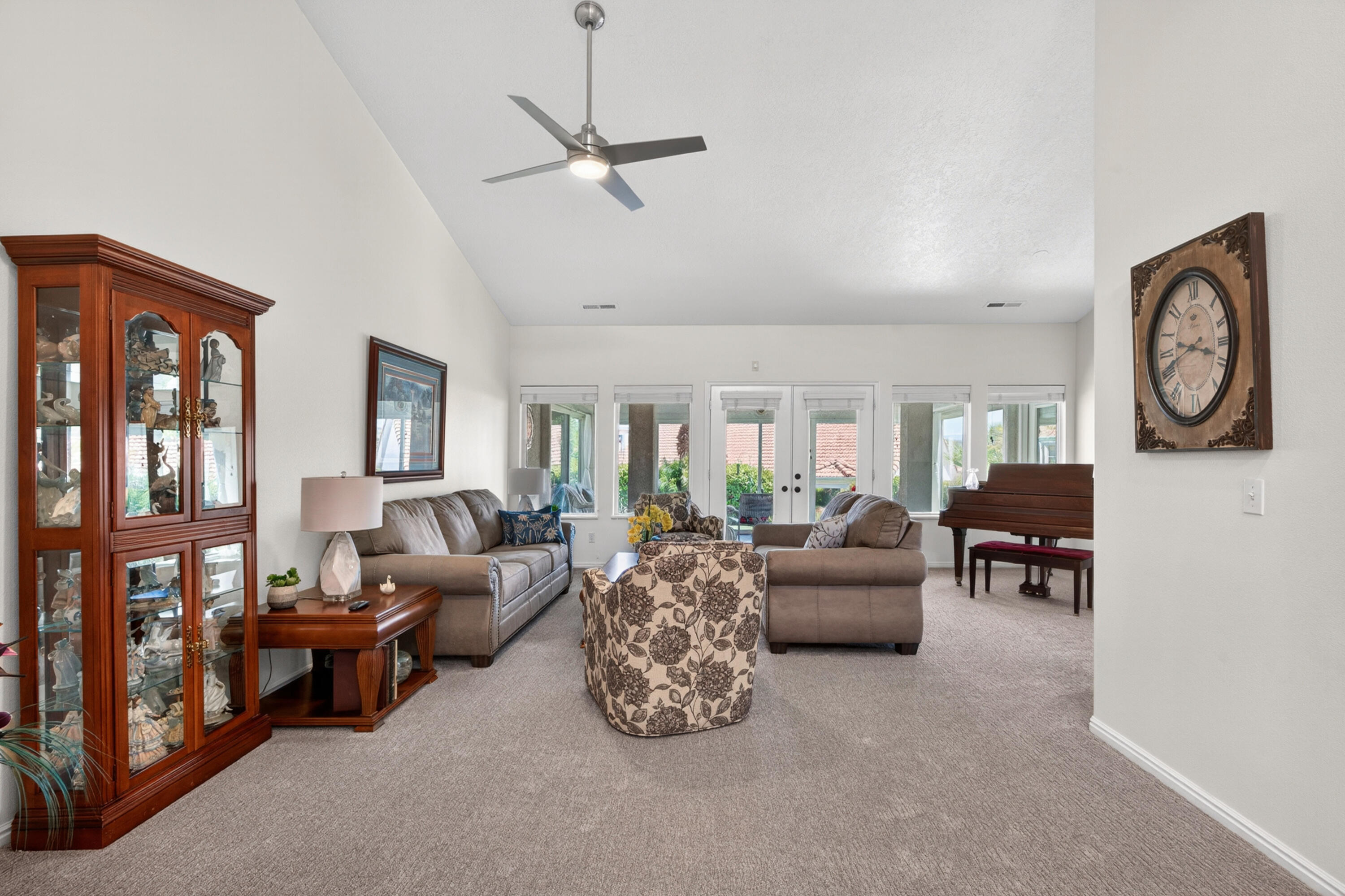 VISTA DEL SOL TOWNHOMES - Residential