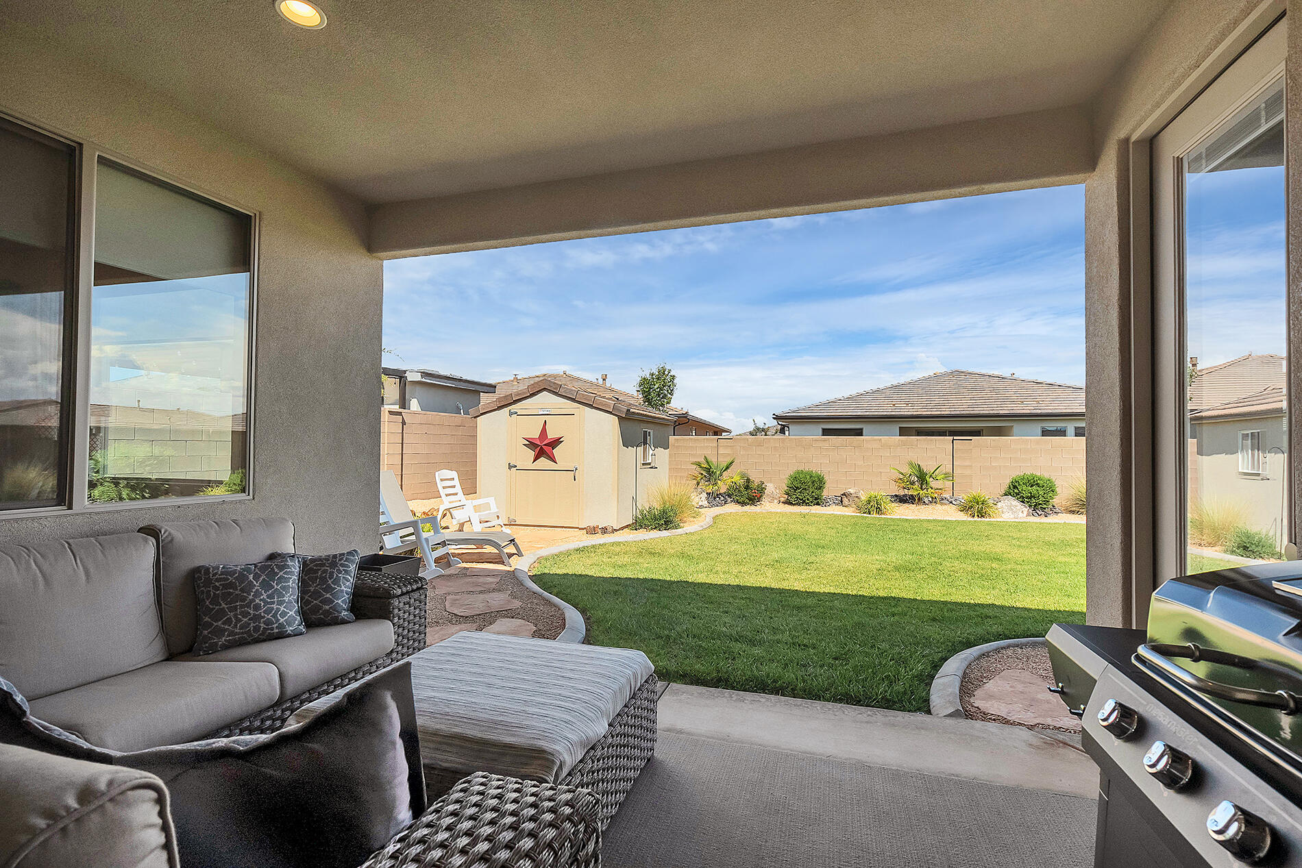 SOLIS AT CORAL CANYON - Residential
