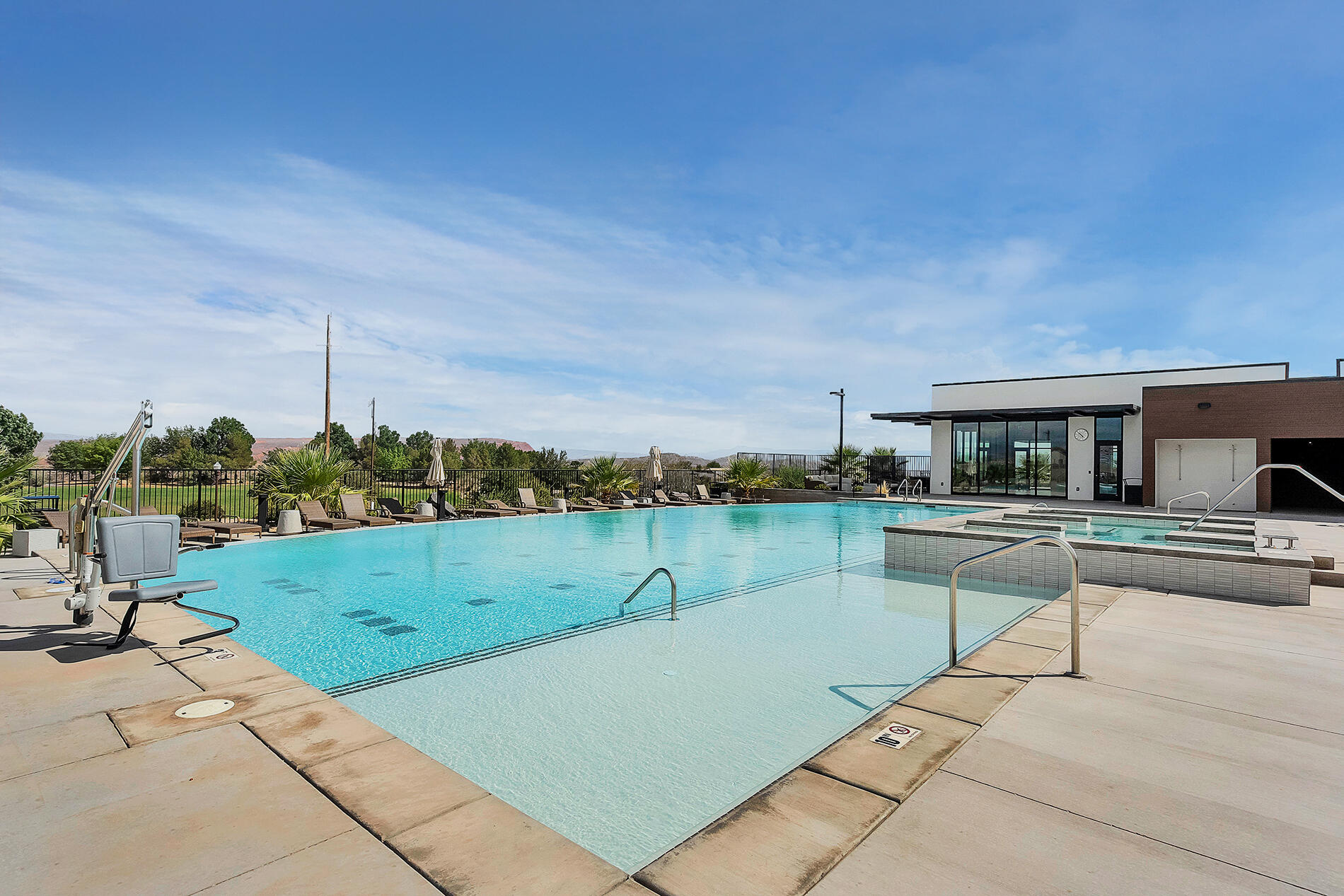 SOLIS AT CORAL CANYON - Residential