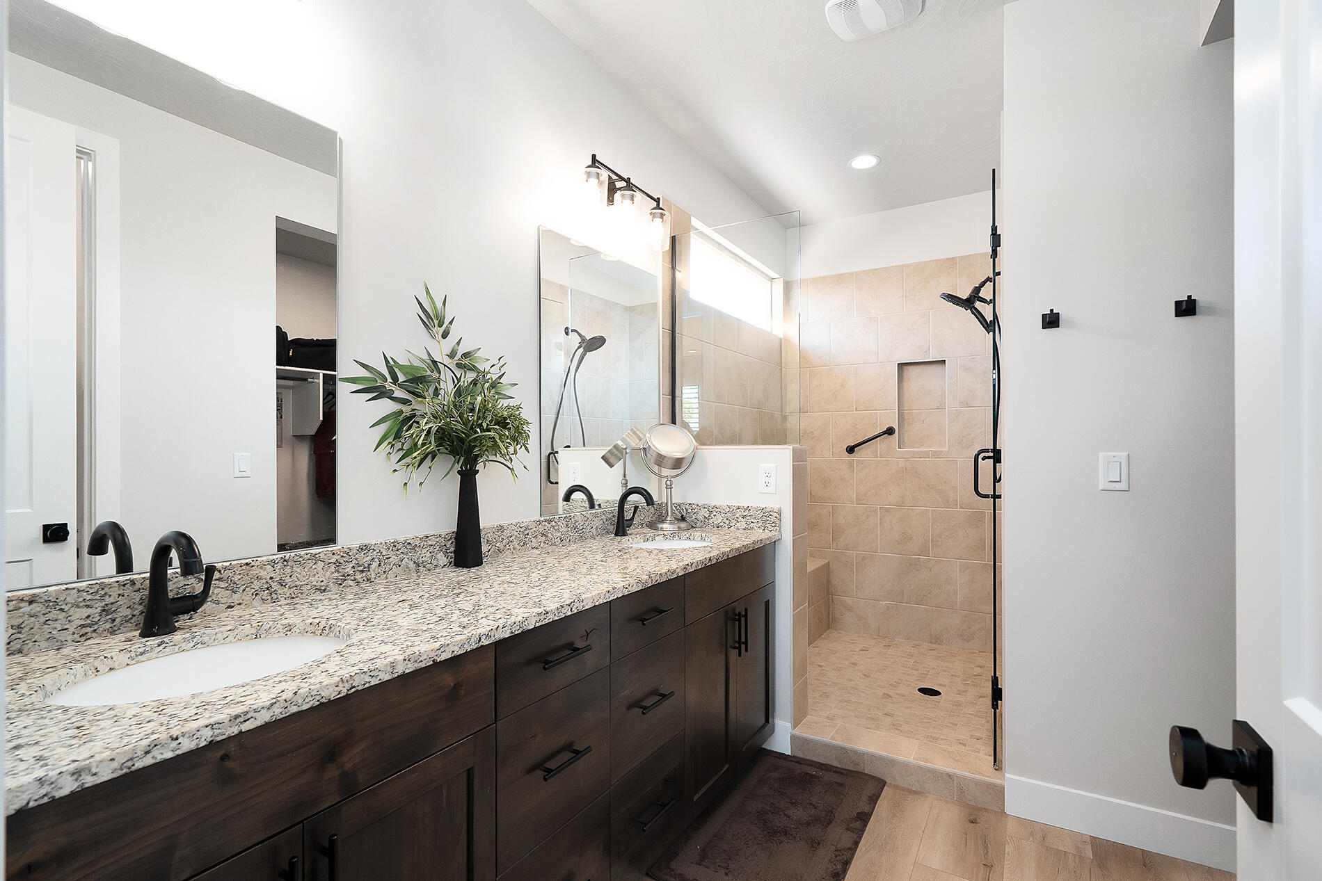 SOLIS AT CORAL CANYON - Residential