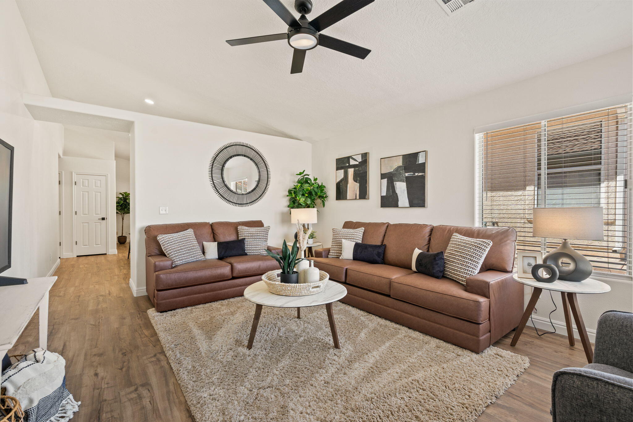HORIZONS WEST - Residential
