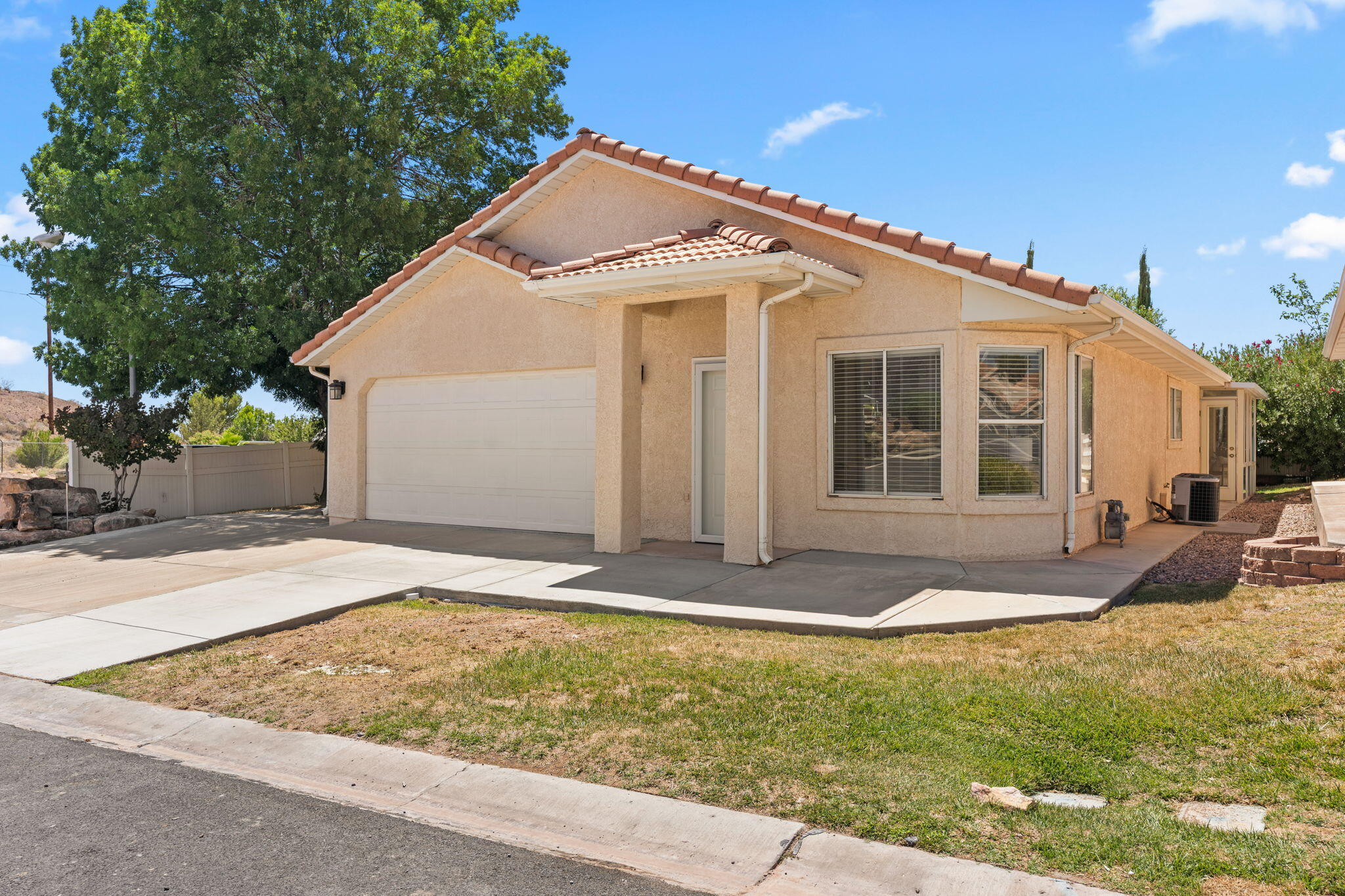 HORIZONS WEST - Residential
