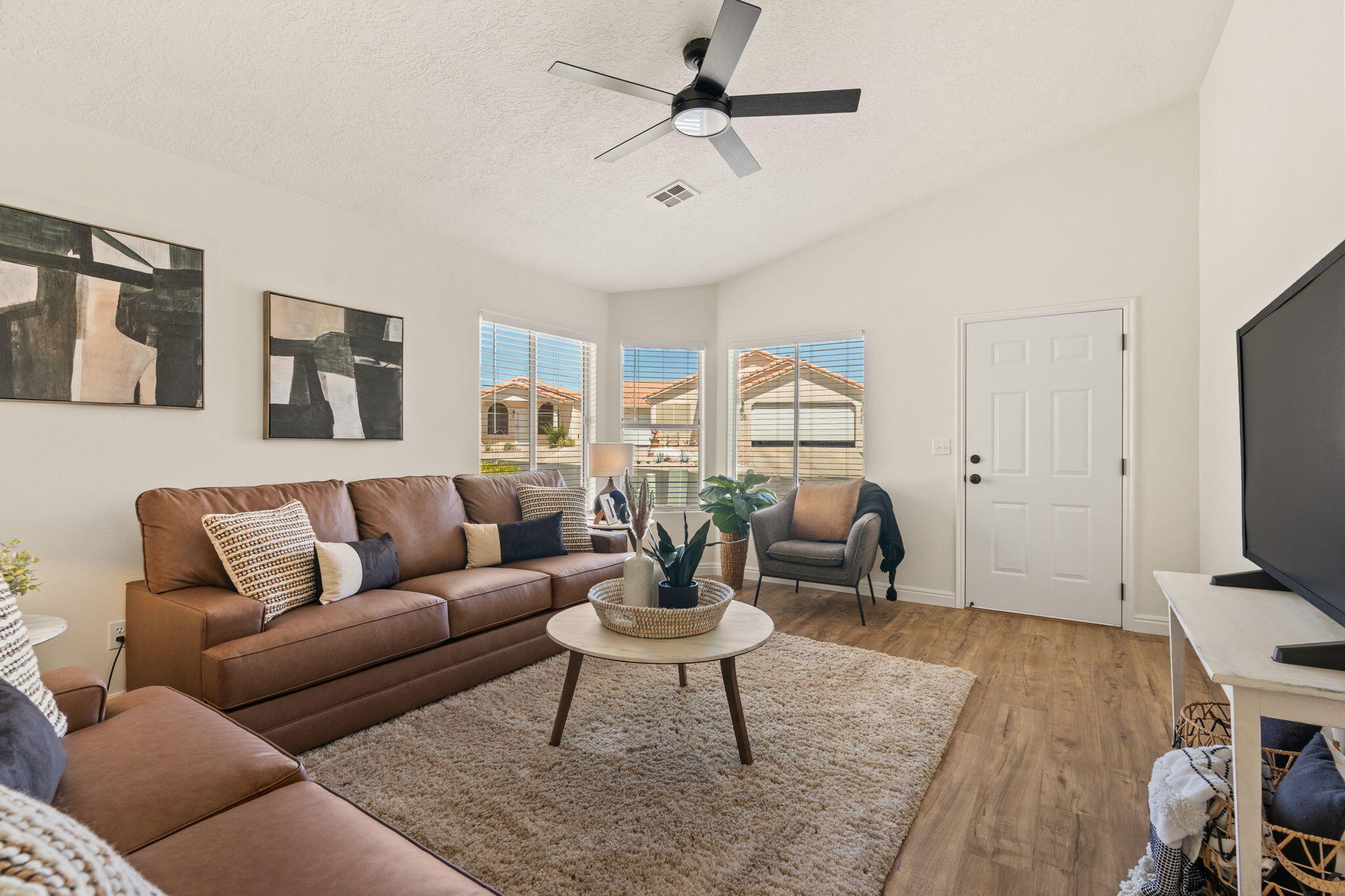 HORIZONS WEST - Residential
