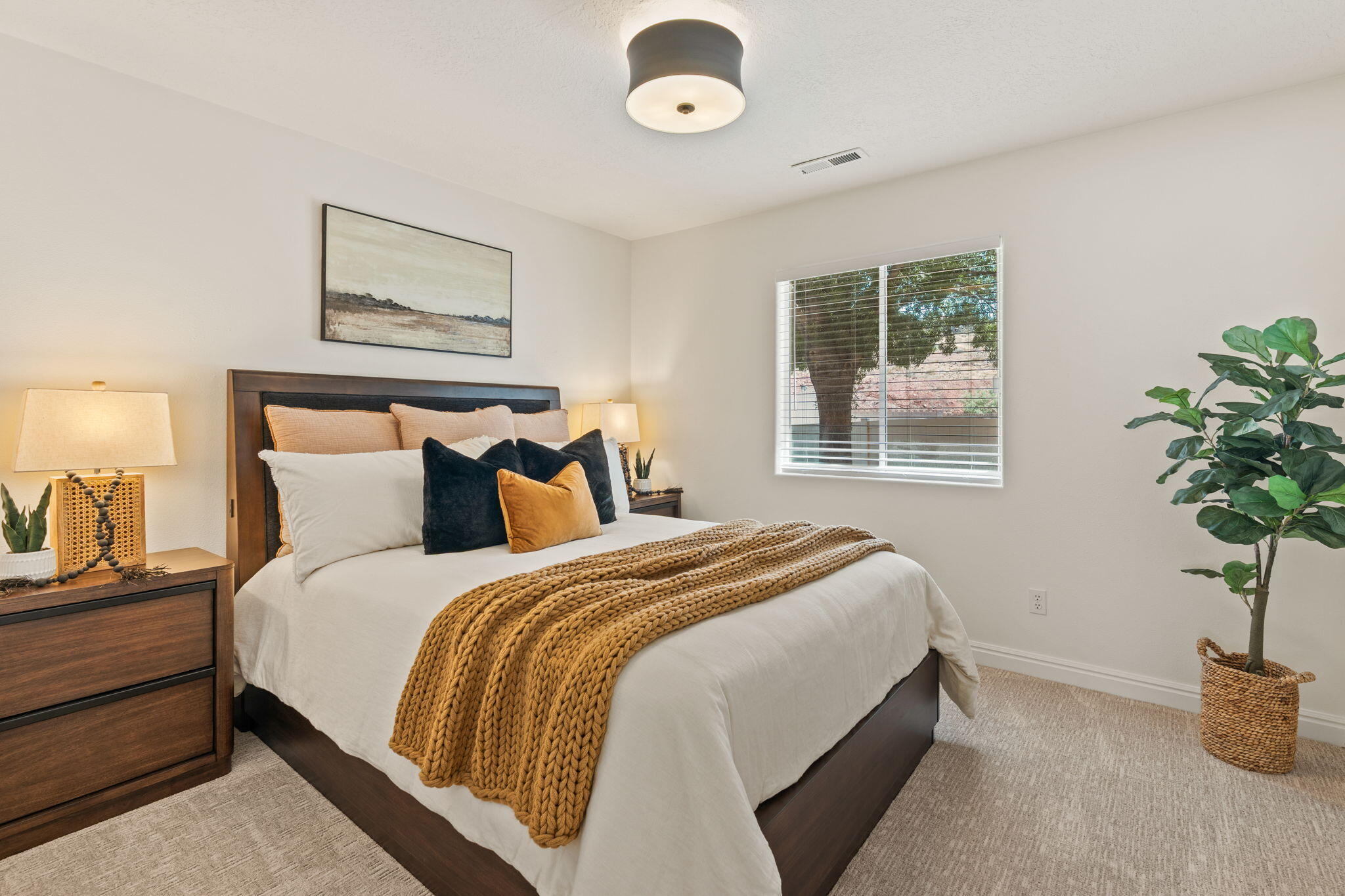 HORIZONS WEST - Residential