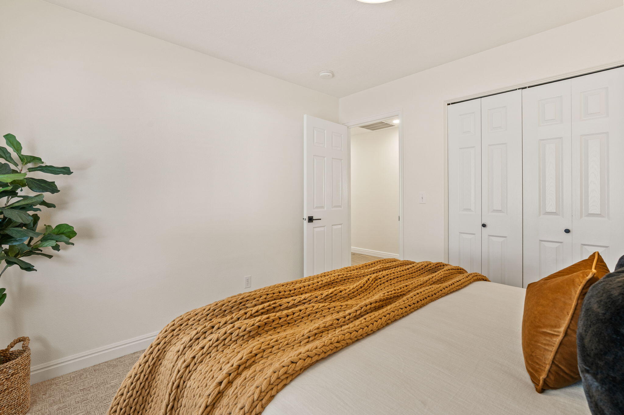HORIZONS WEST - Residential