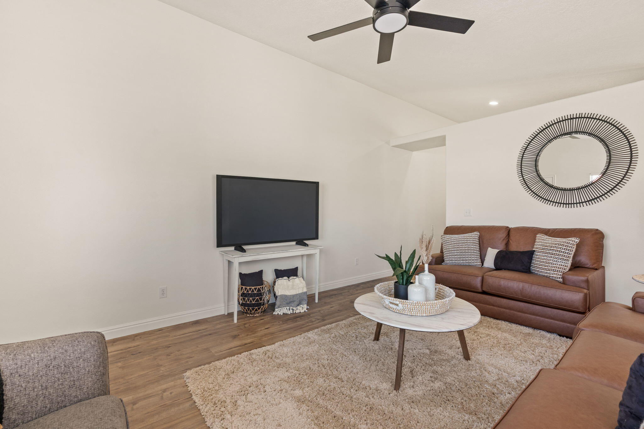 HORIZONS WEST - Residential