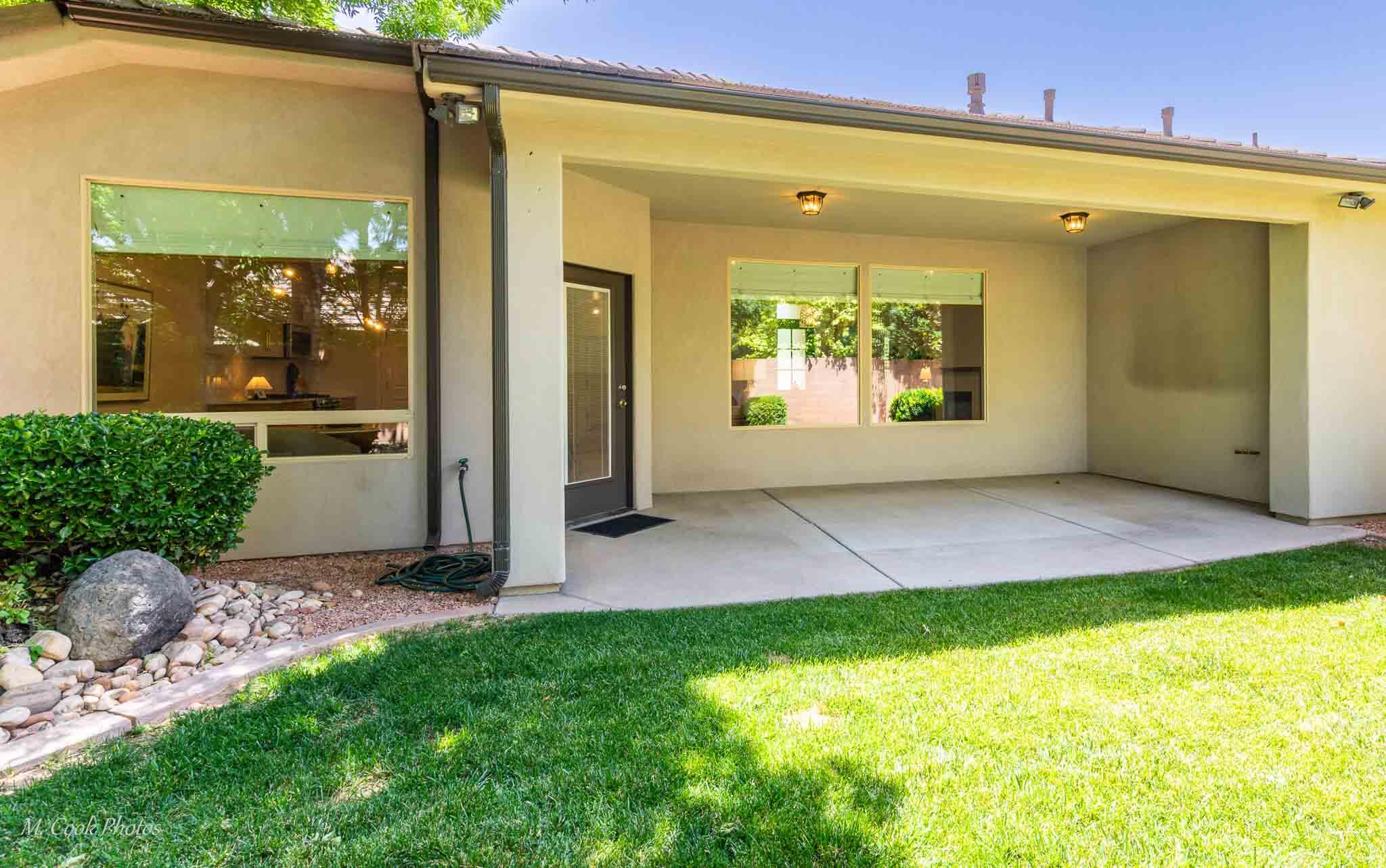 AVALLON AT MEADOWOOD - Residential