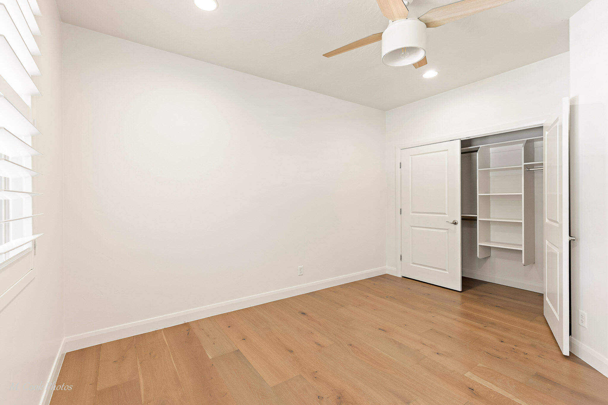 AVALLON AT MEADOWOOD - Residential