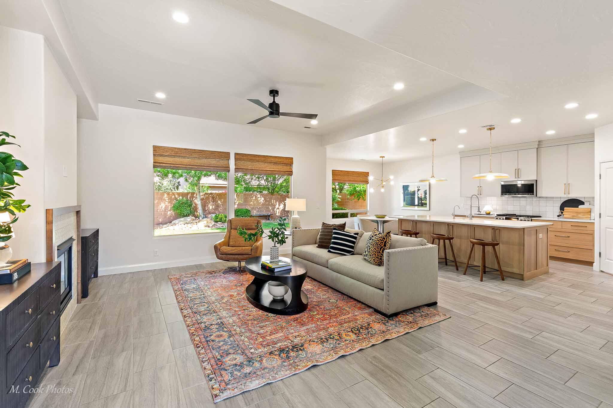AVALLON AT MEADOWOOD - Residential