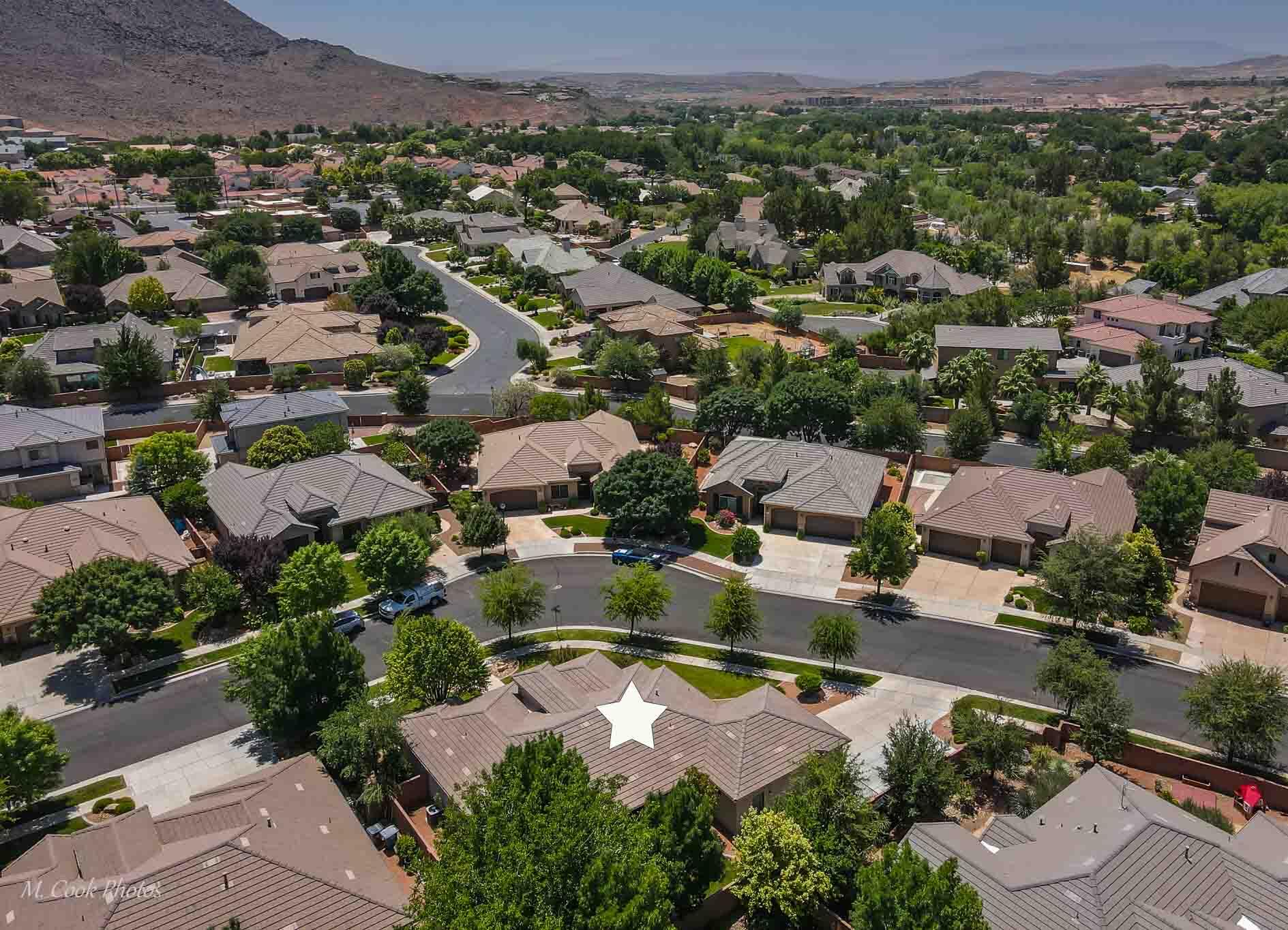 AVALLON AT MEADOWOOD - Residential