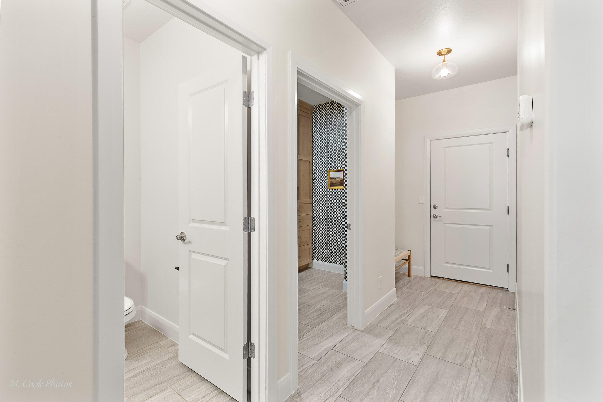 AVALLON AT MEADOWOOD - Residential
