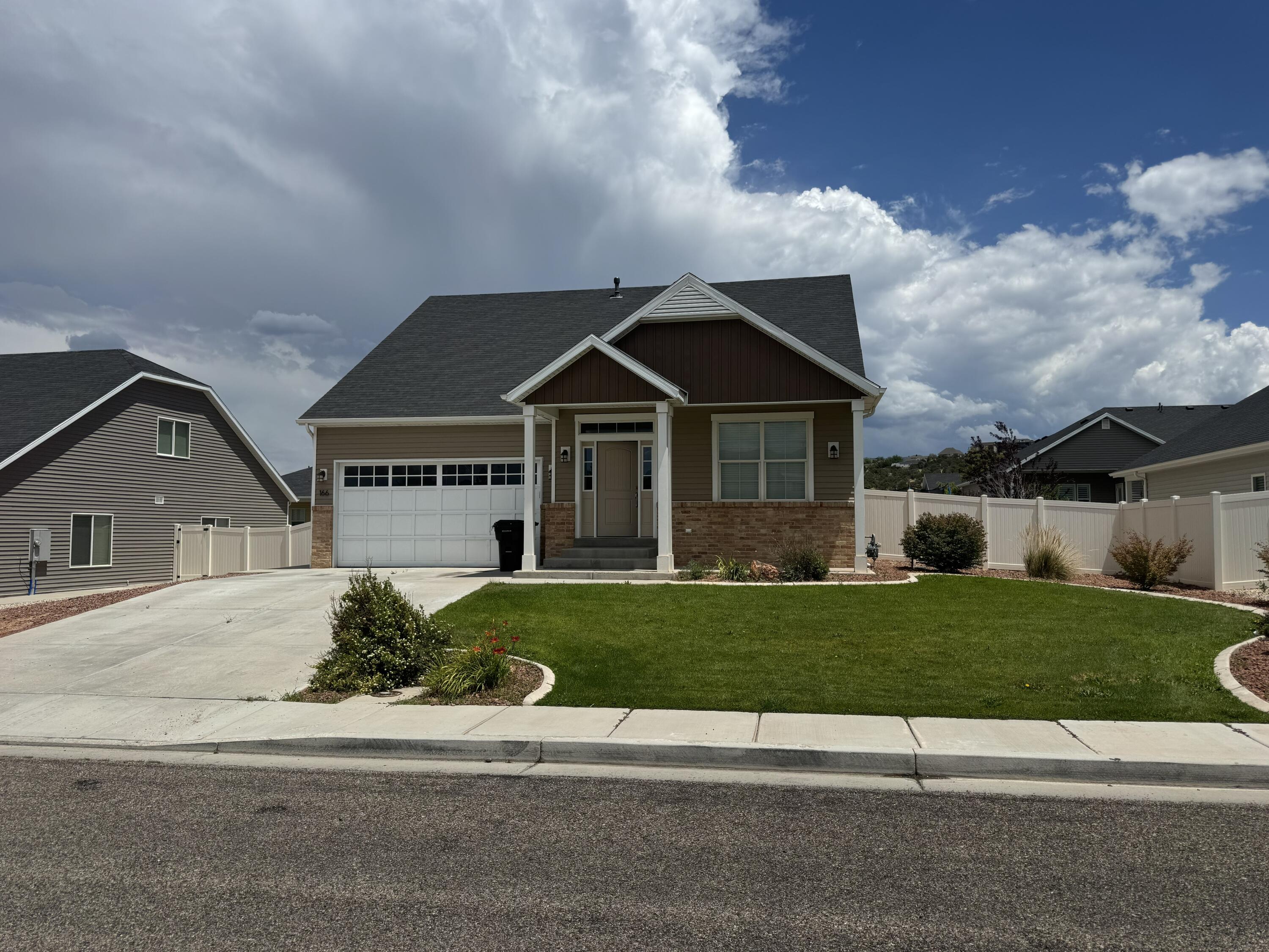 Very popular Crescent Hills House comes with 3/4 bedrooms or office, fully fenced and landscaped yard, comes with full unfinished basement for future expansion. Great area and nice home.