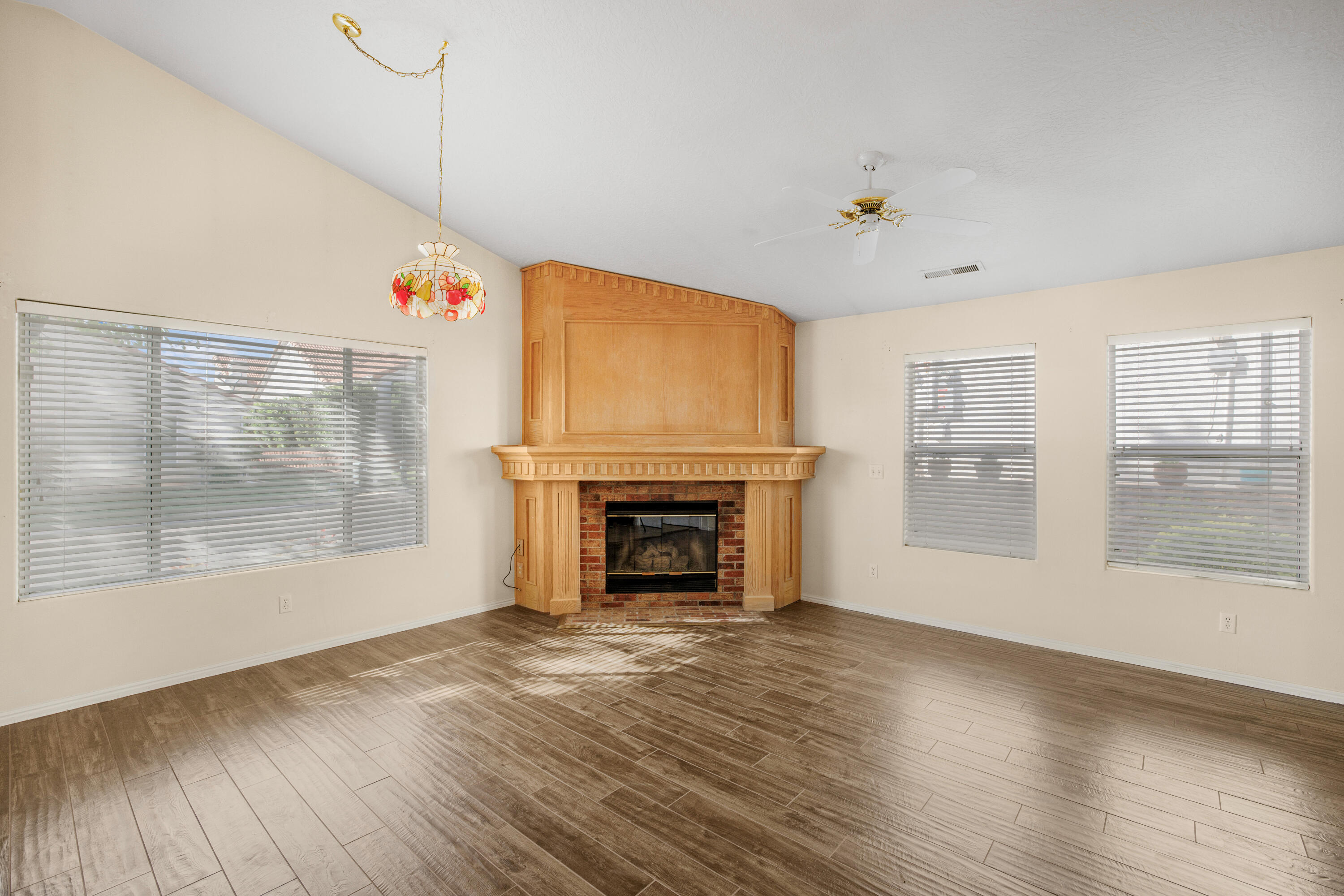VISTA DEL SOL TOWNHOMES - Residential