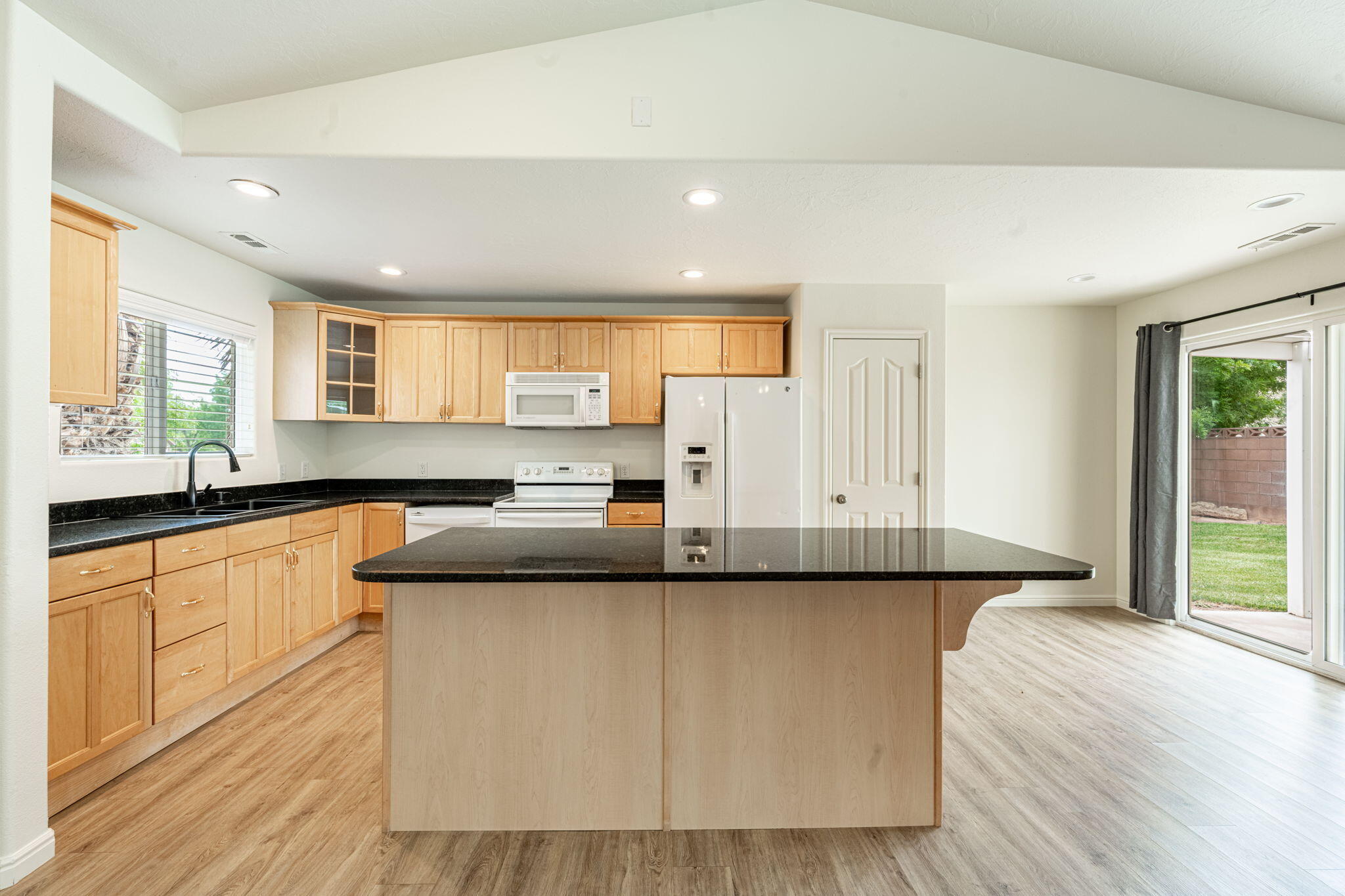 PHEASANT SPRINGS - Residential