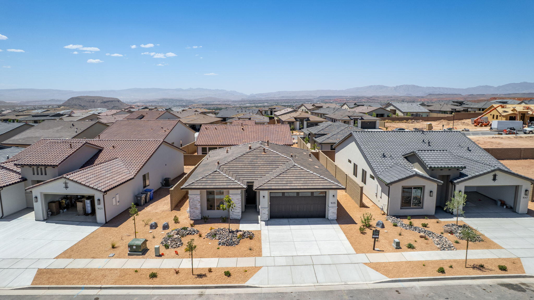 SOLIS AT CORAL CANYON - Residential