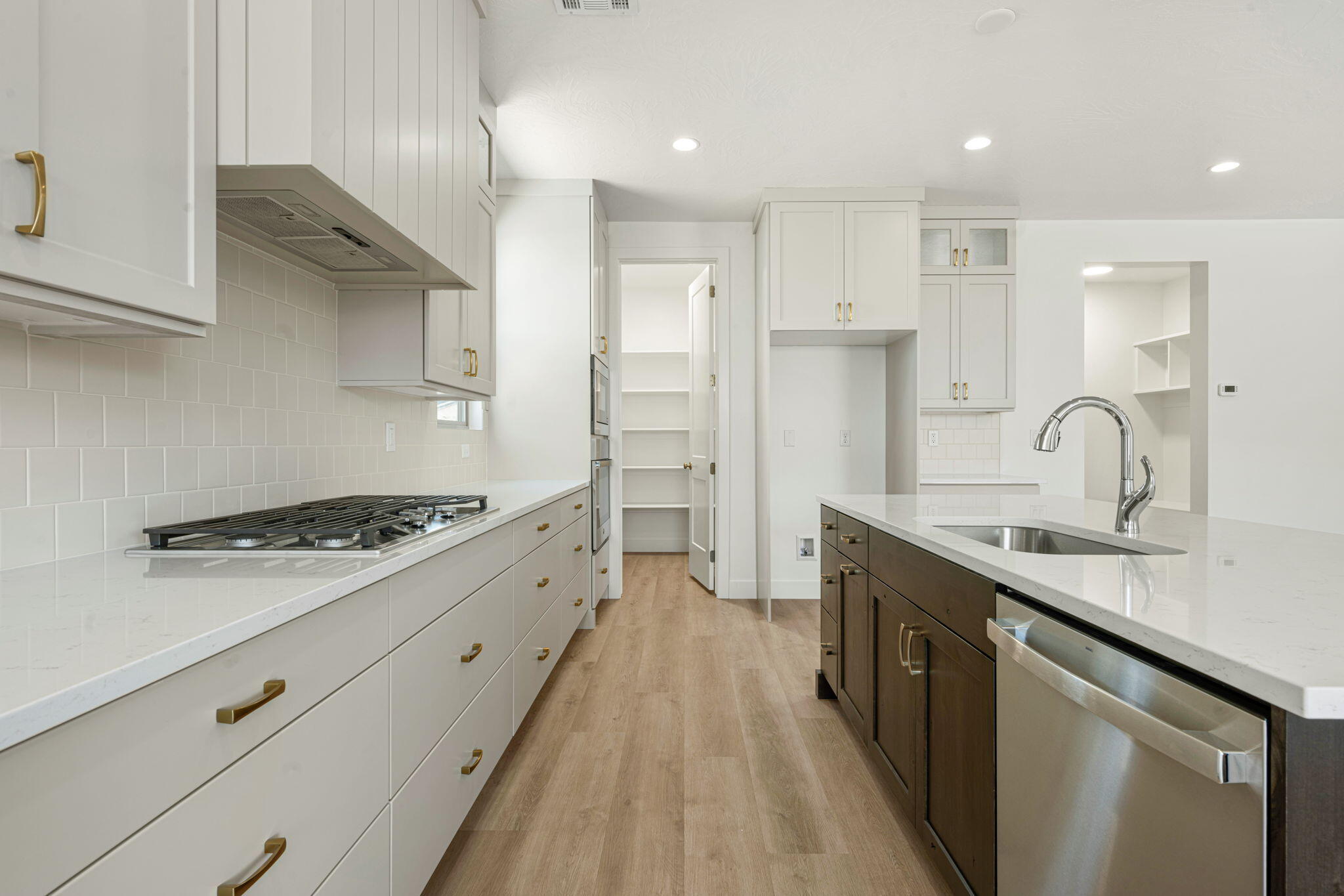SOLIS AT CORAL CANYON - Residential