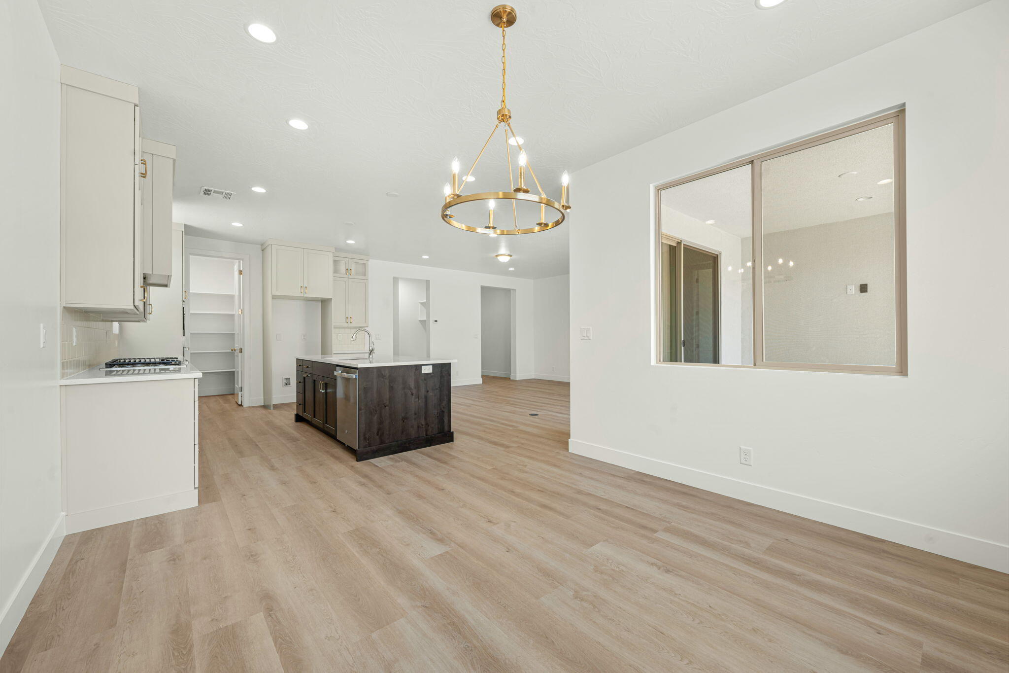 SOLIS AT CORAL CANYON - Residential