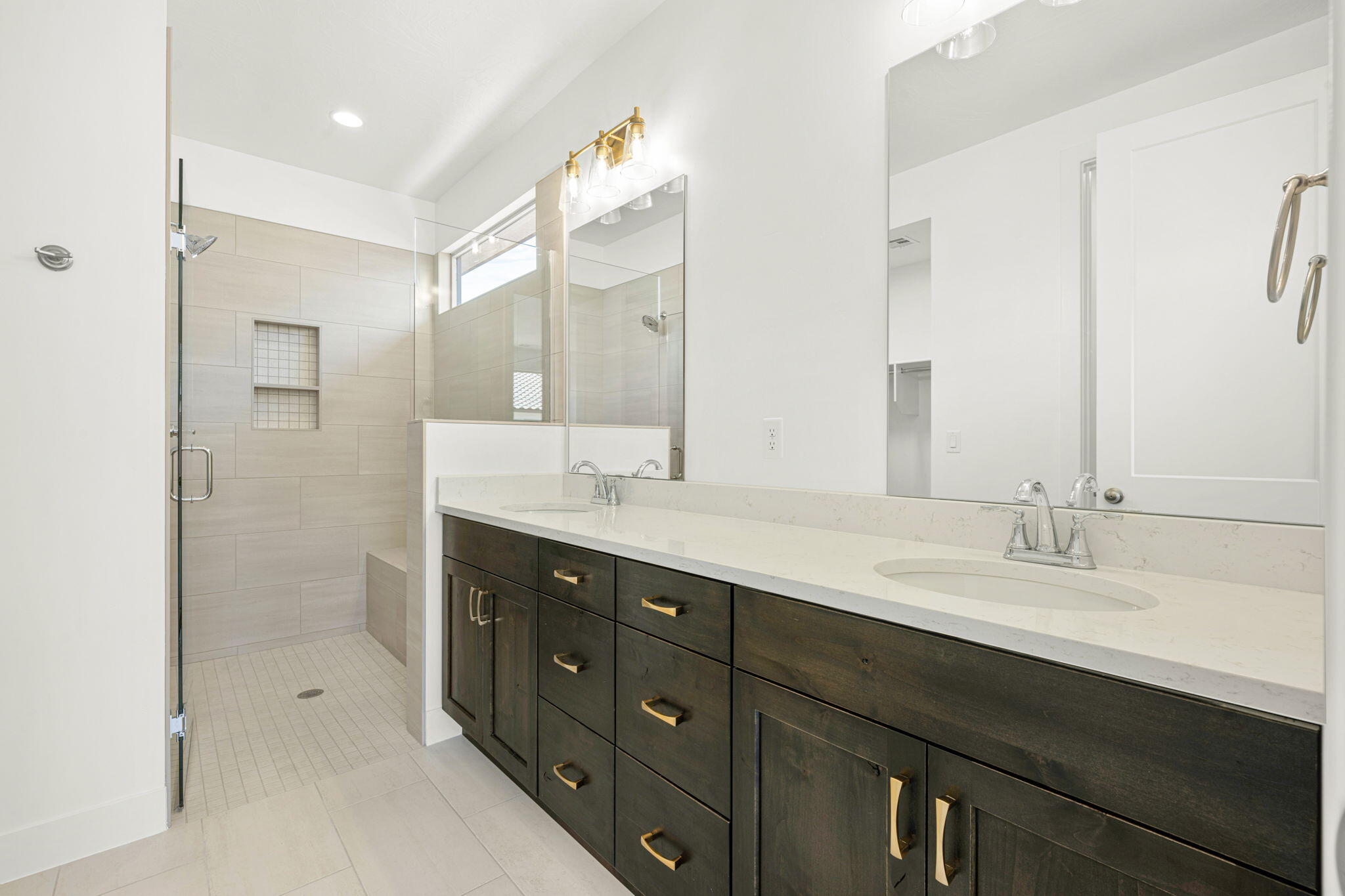 SOLIS AT CORAL CANYON - Residential
