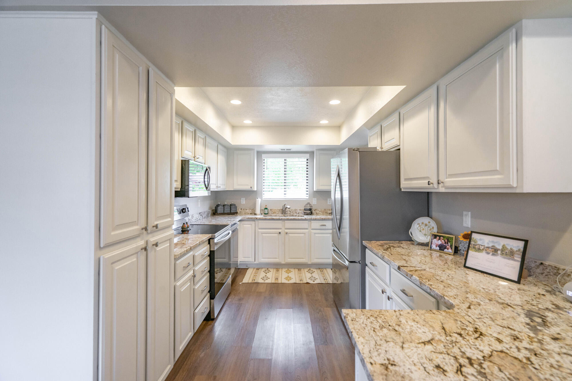 HERITAGE PARK TOWNHOMES - Residential