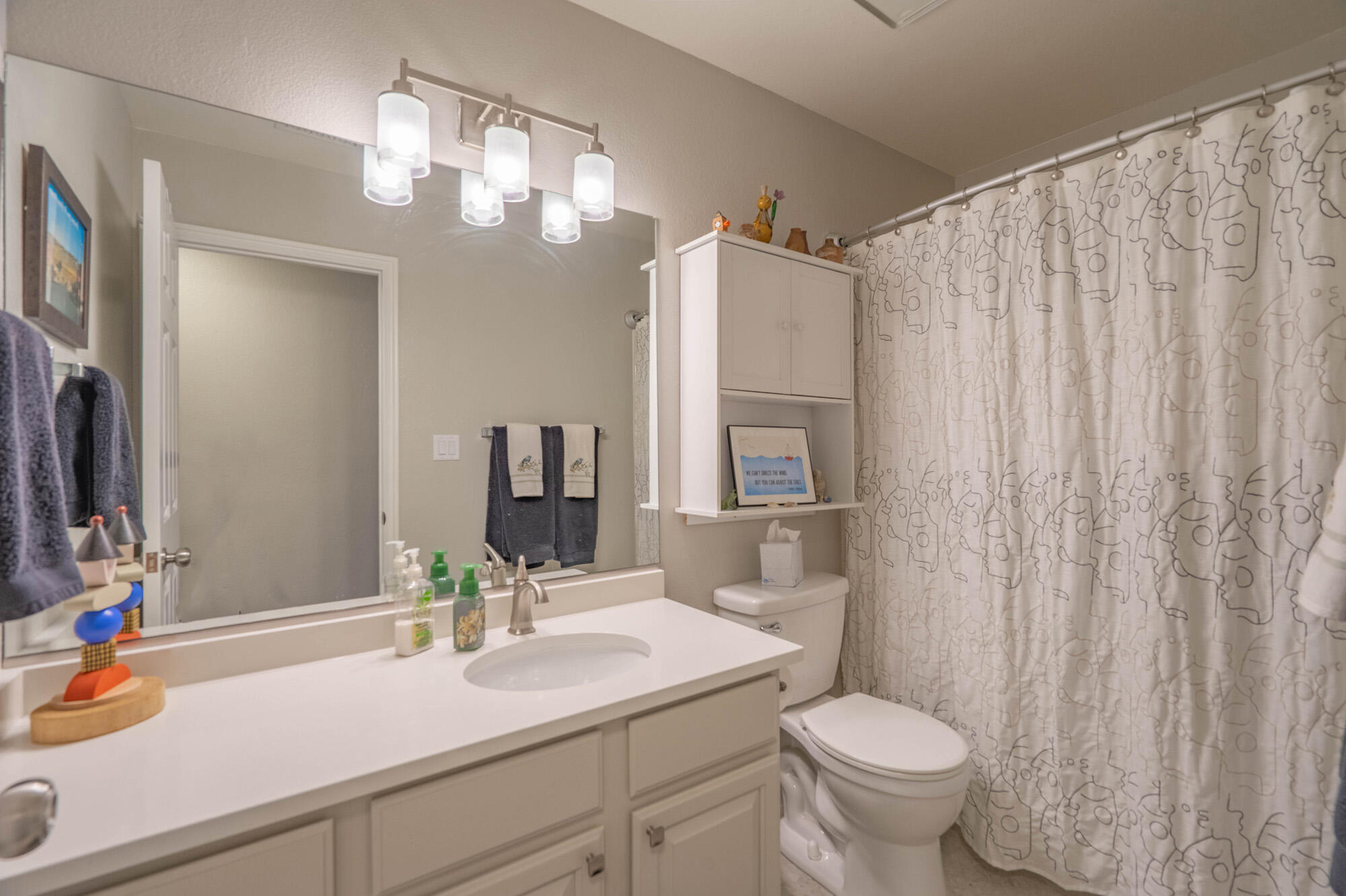 HERITAGE PARK TOWNHOMES - Residential