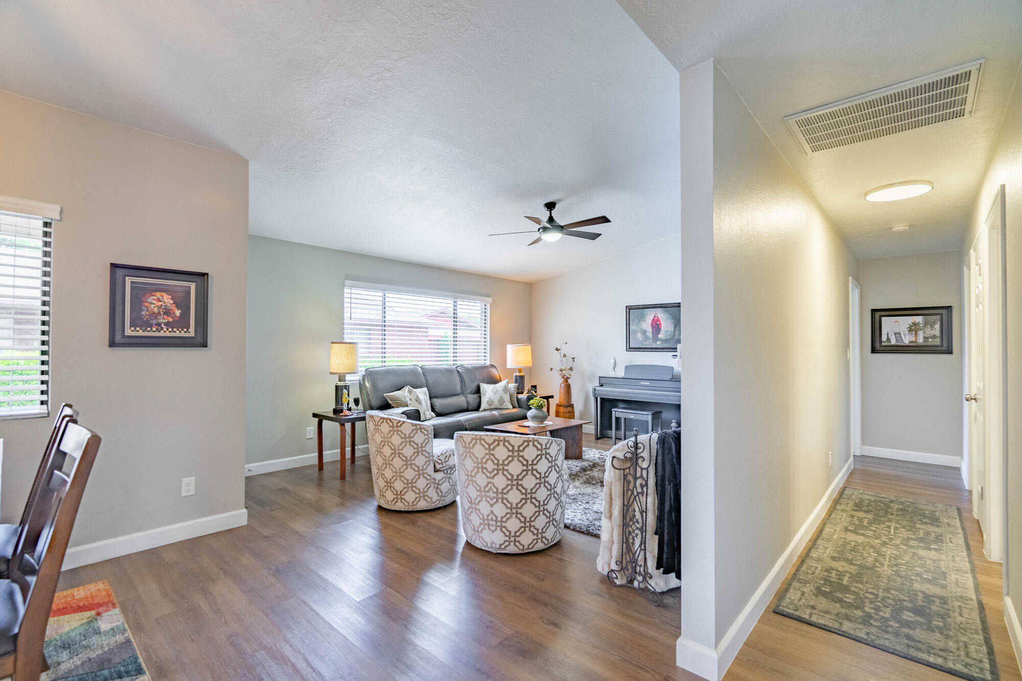 HERITAGE PARK TOWNHOMES - Residential
