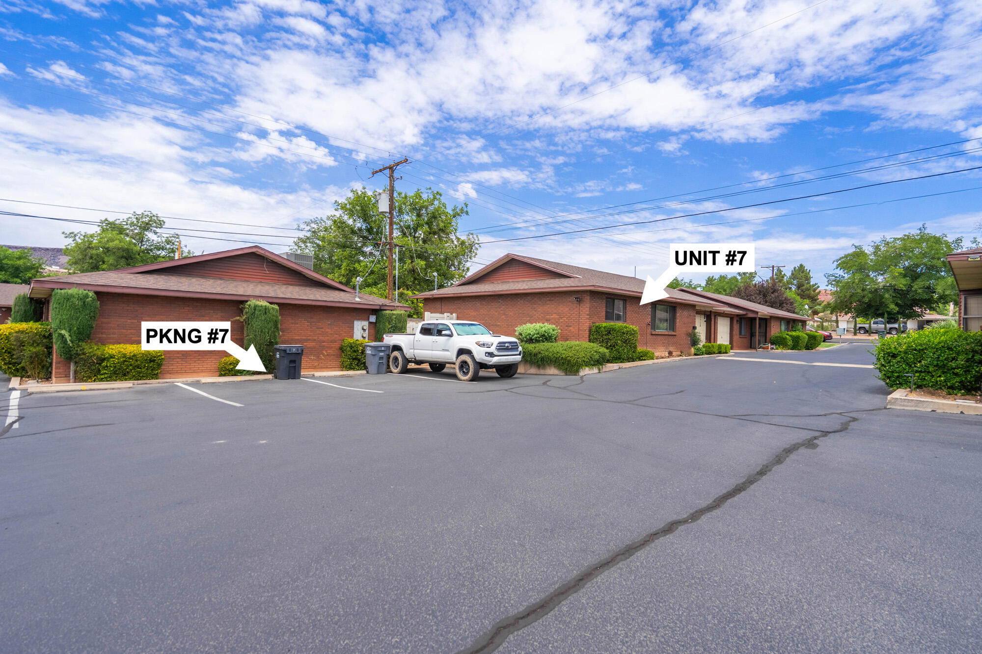 HERITAGE PARK TOWNHOMES - Residential