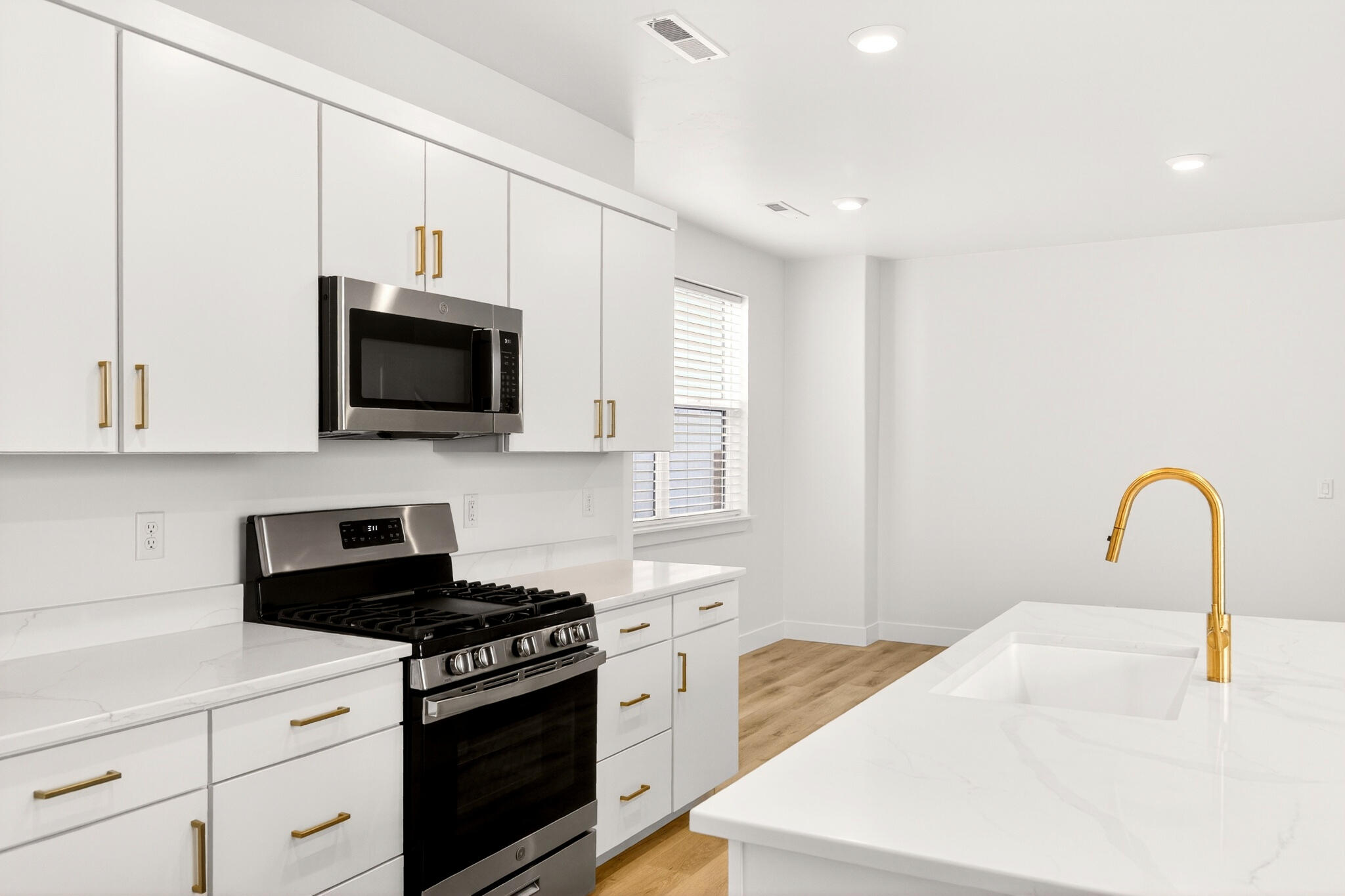 DESERT COLOR SAGE HAVEN - Residential