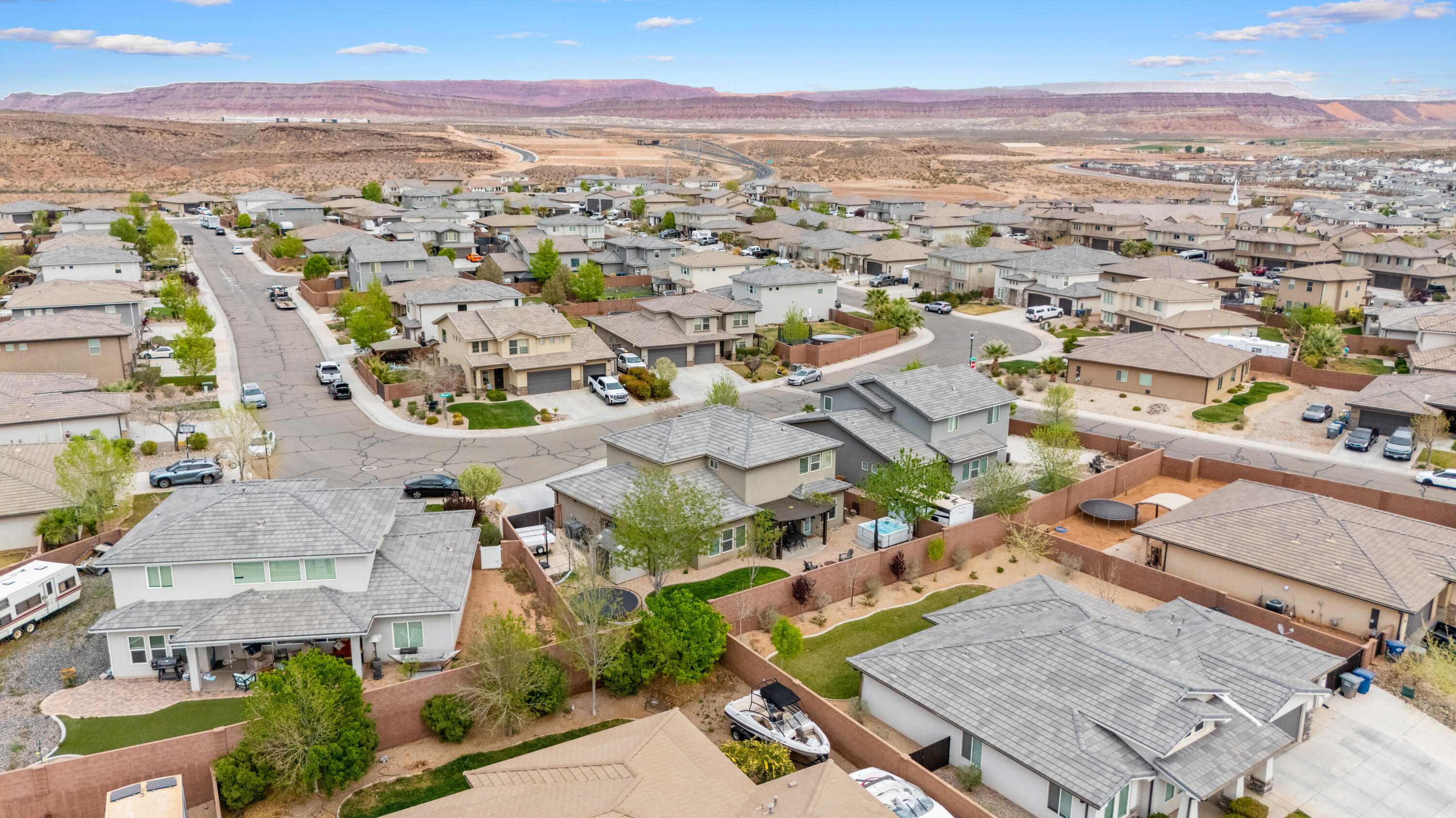 DESERT RIDGE - Residential