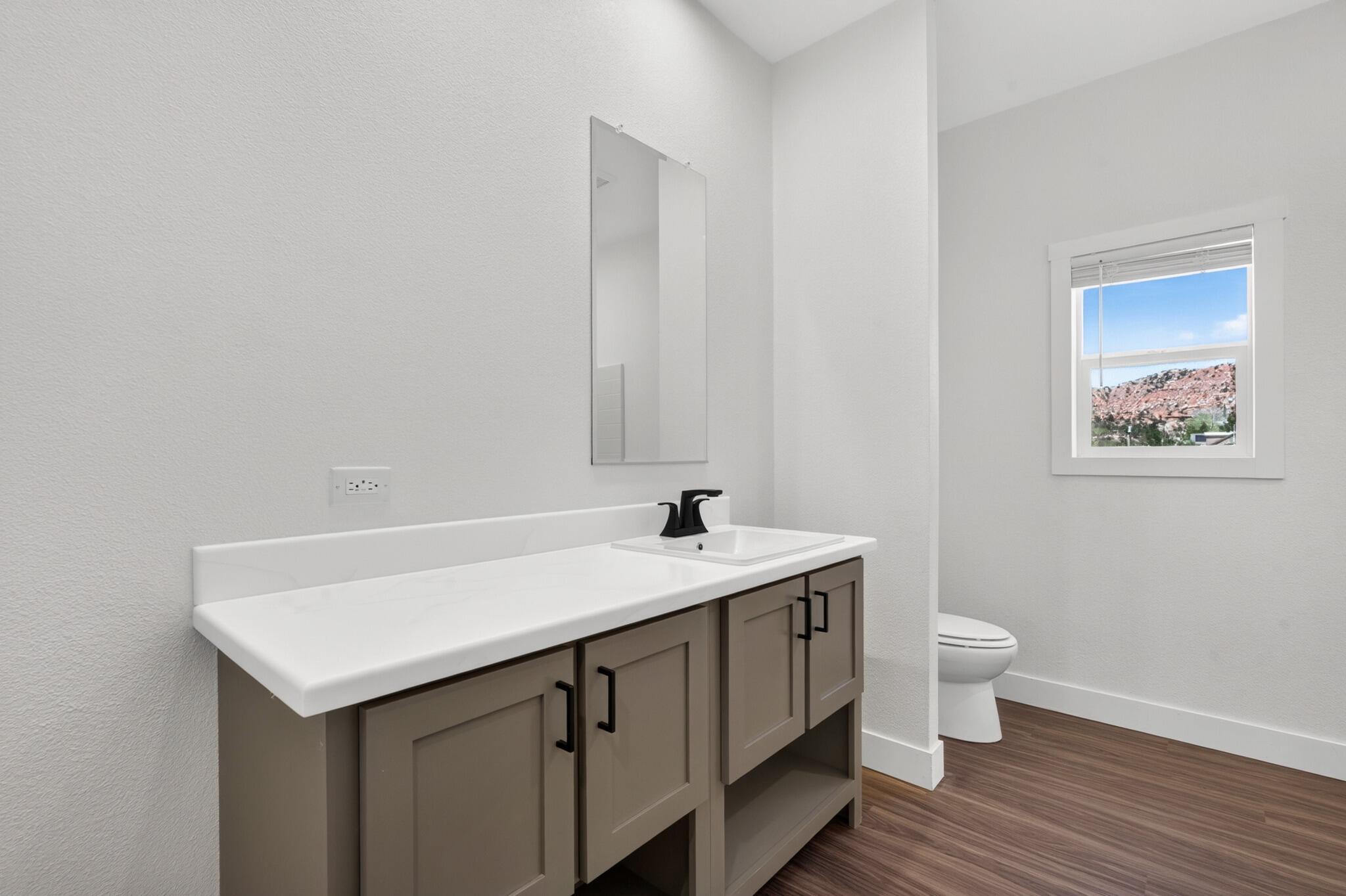SHORT CREEK - Residential