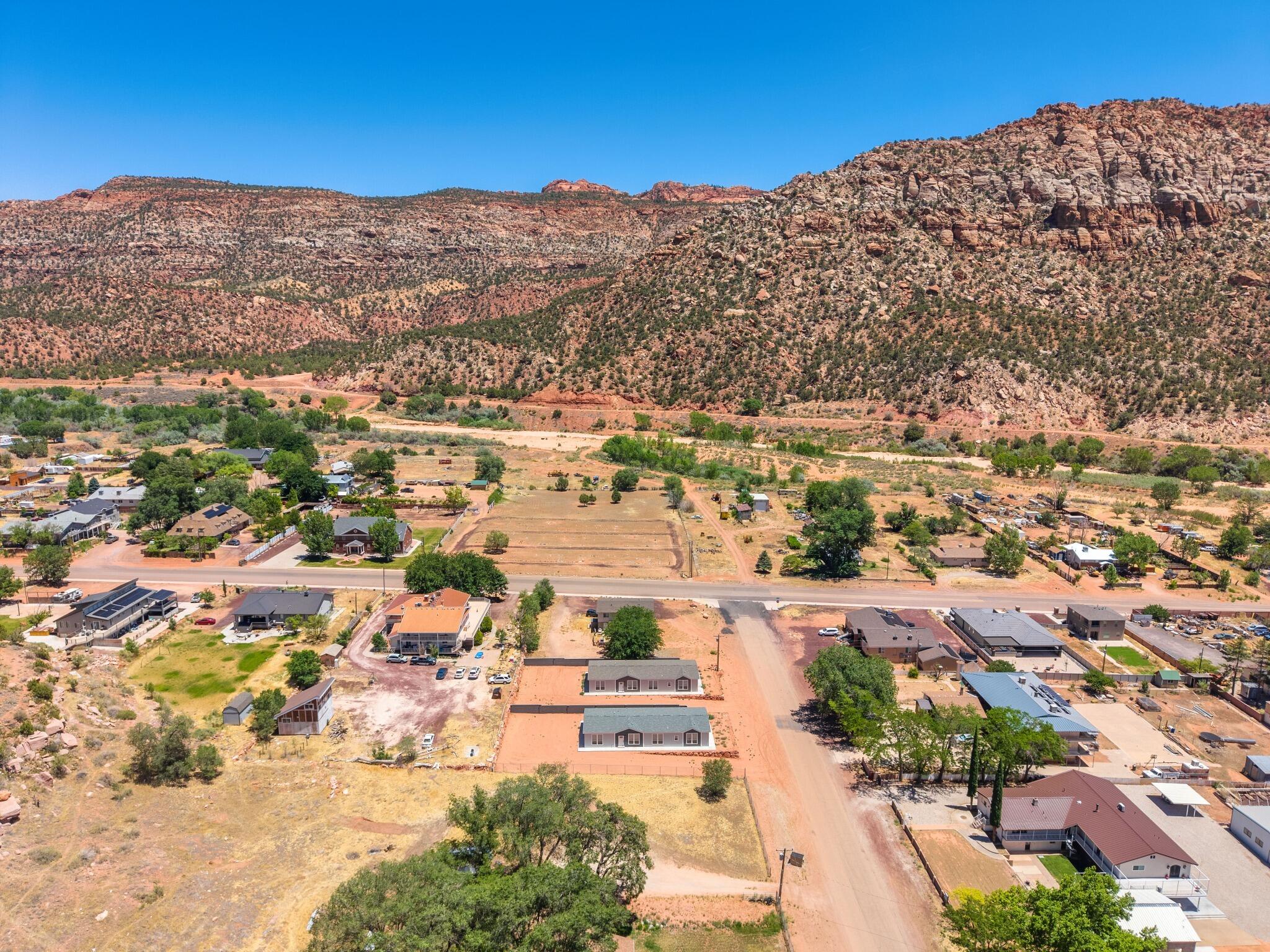 SHORT CREEK - Residential
