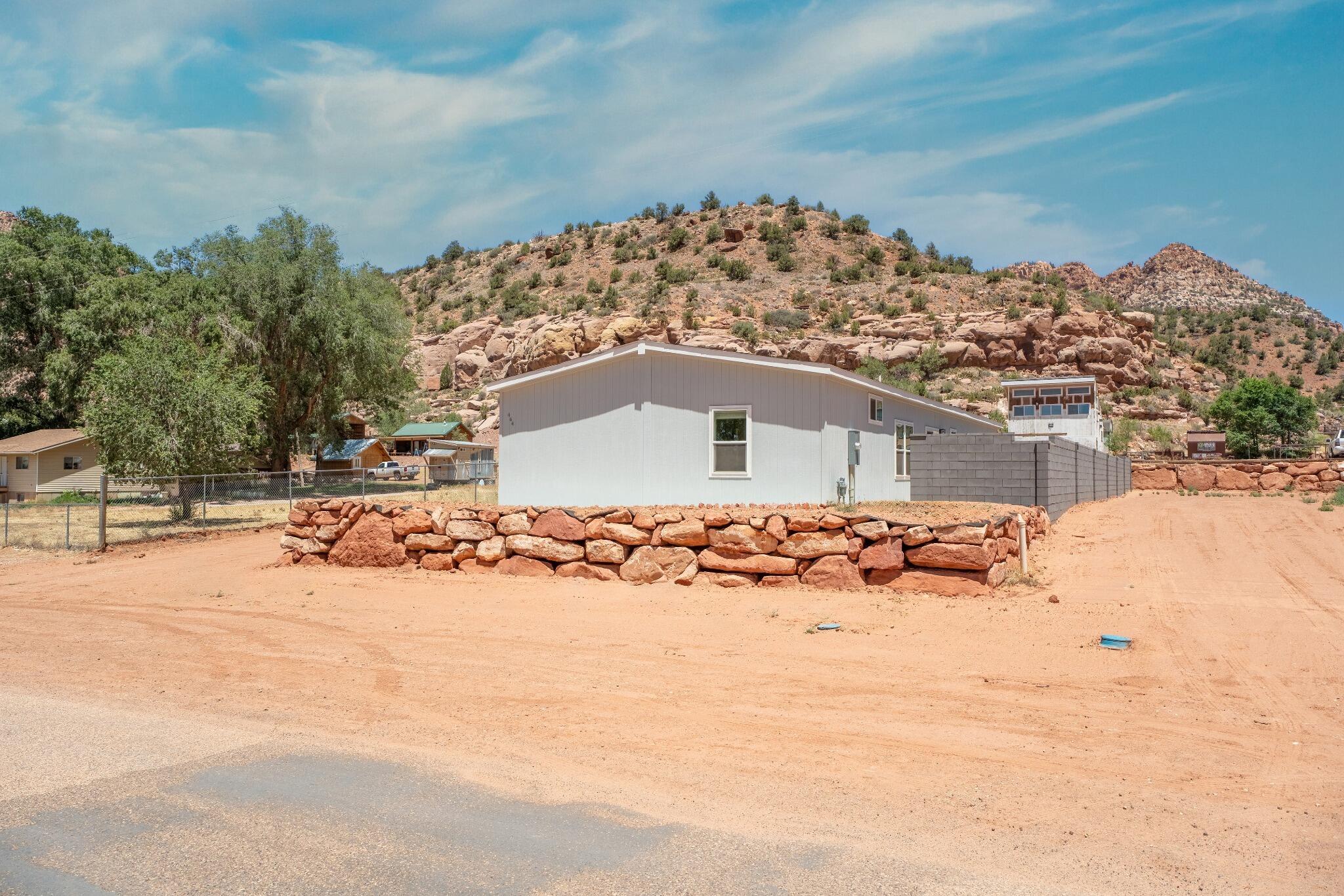 SHORT CREEK - Residential