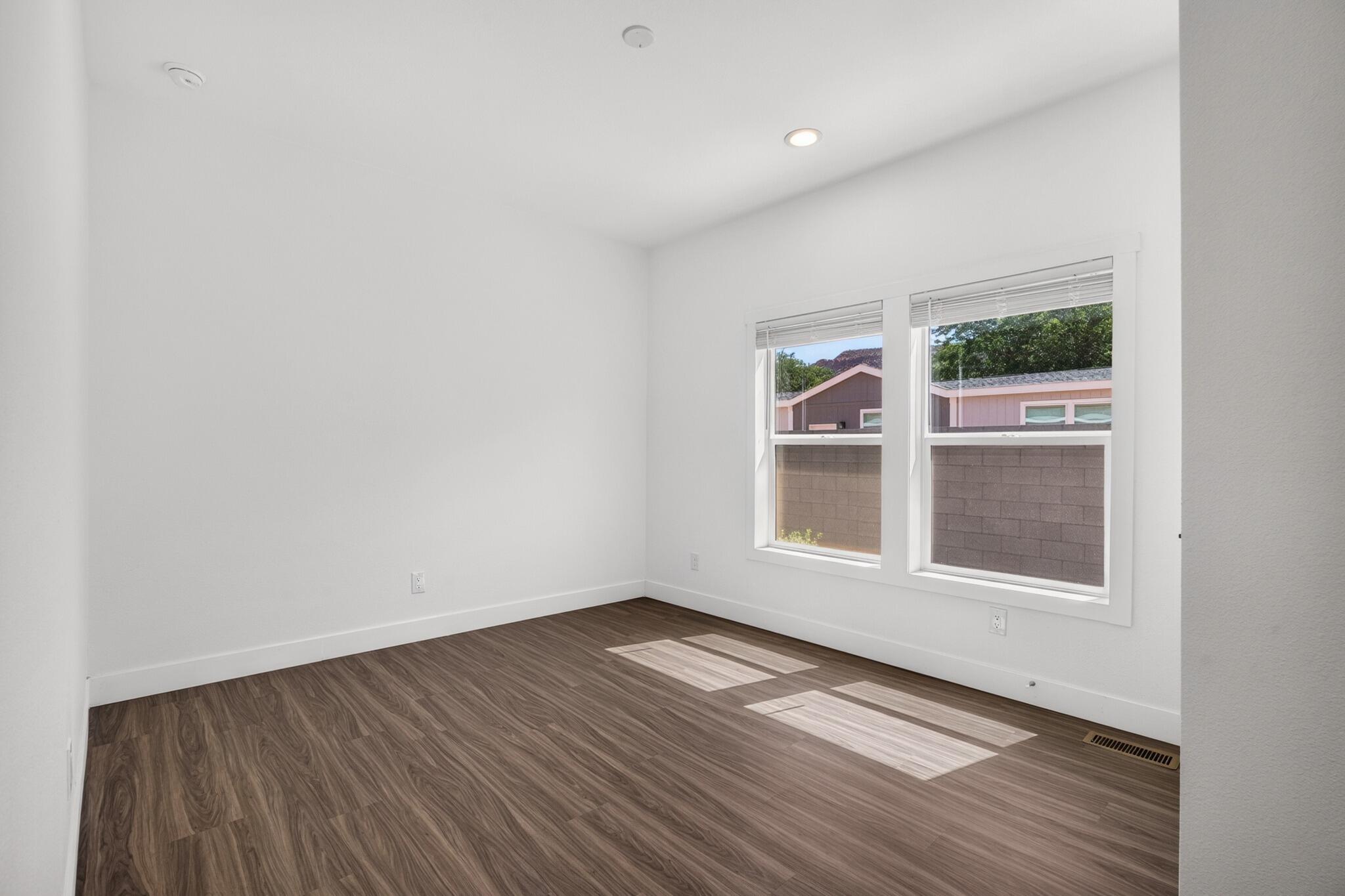 SHORT CREEK - Residential