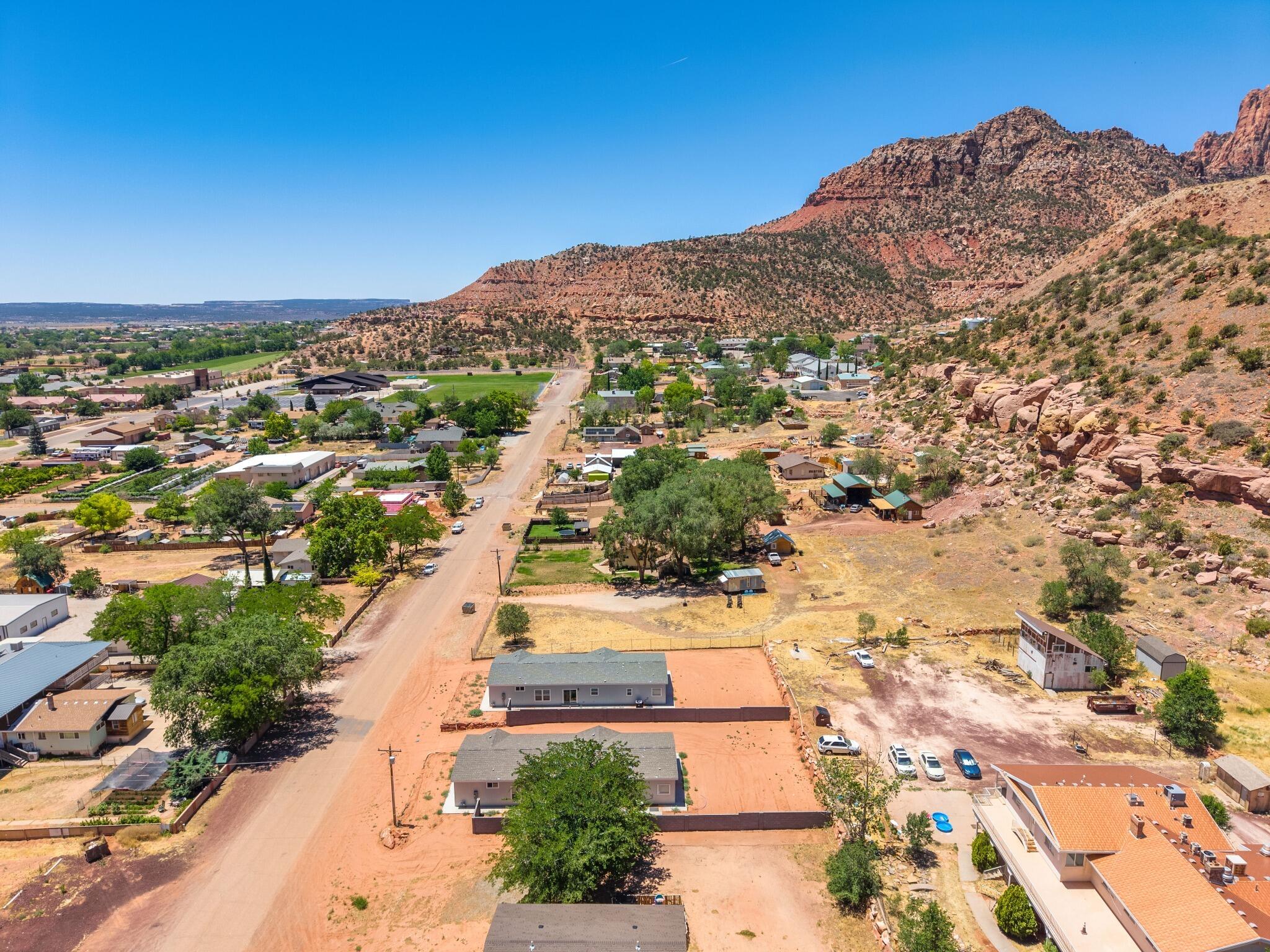 SHORT CREEK - Residential