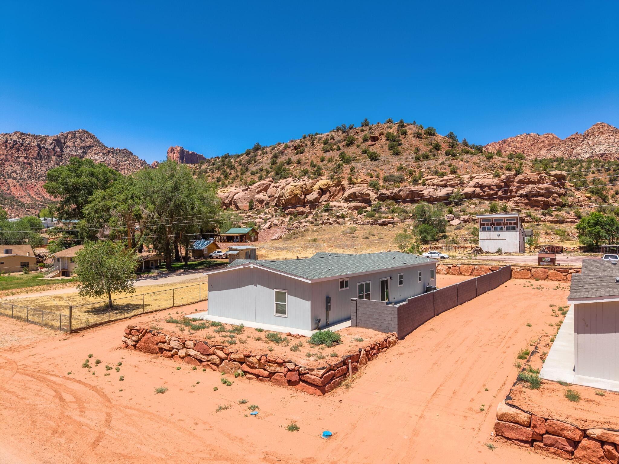 SHORT CREEK - Residential
