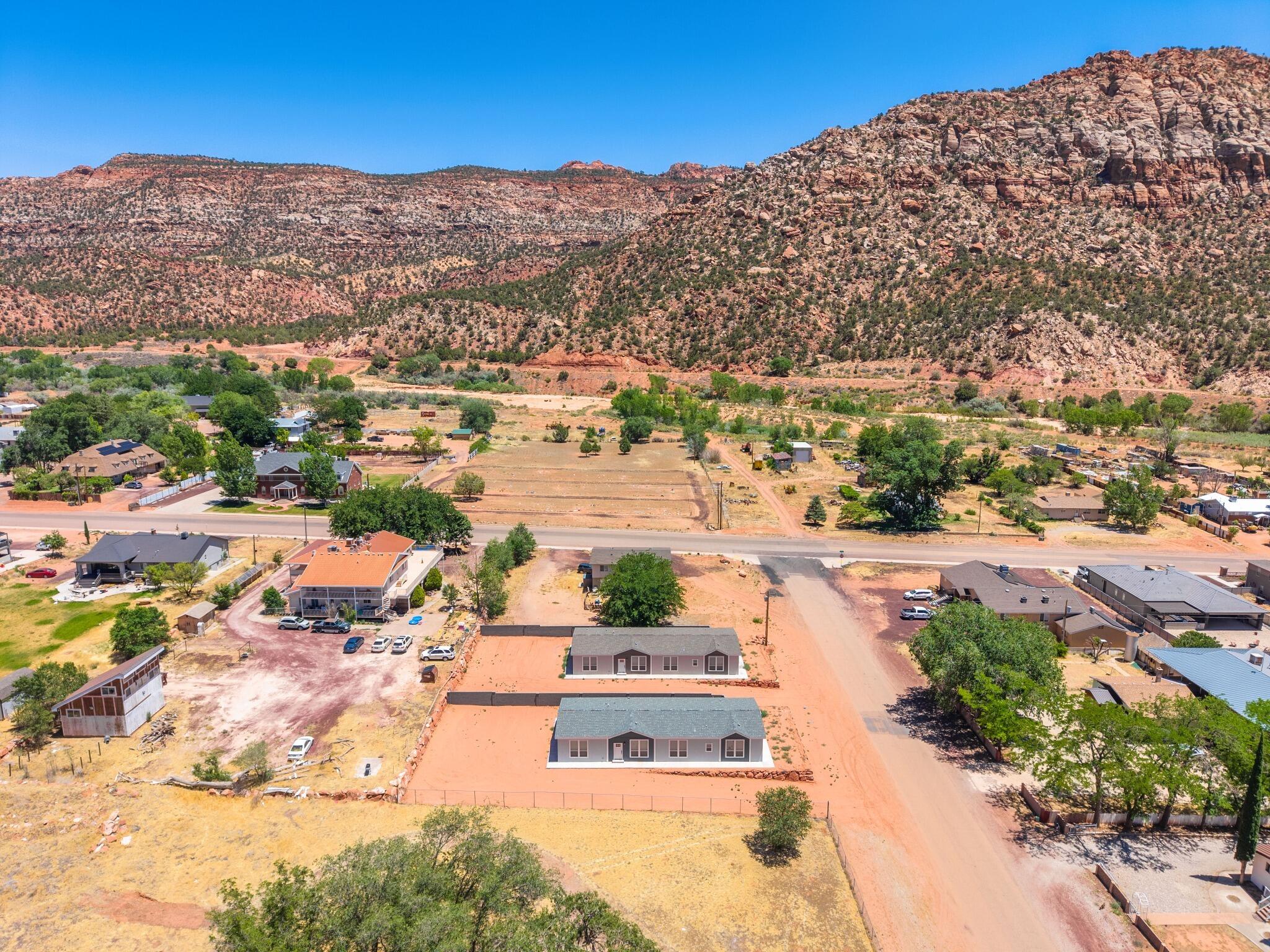 SHORT CREEK - Residential