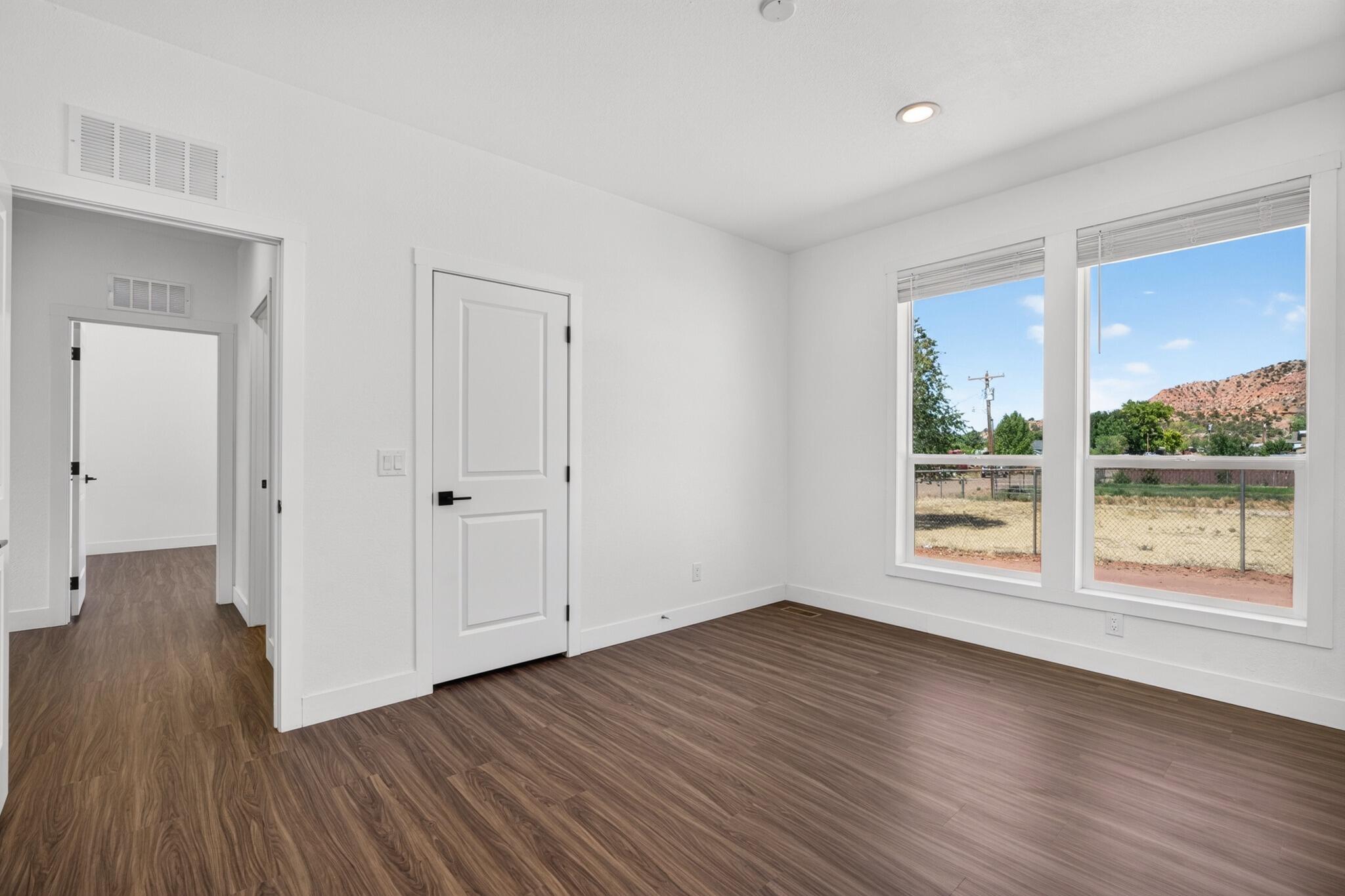 SHORT CREEK - Residential