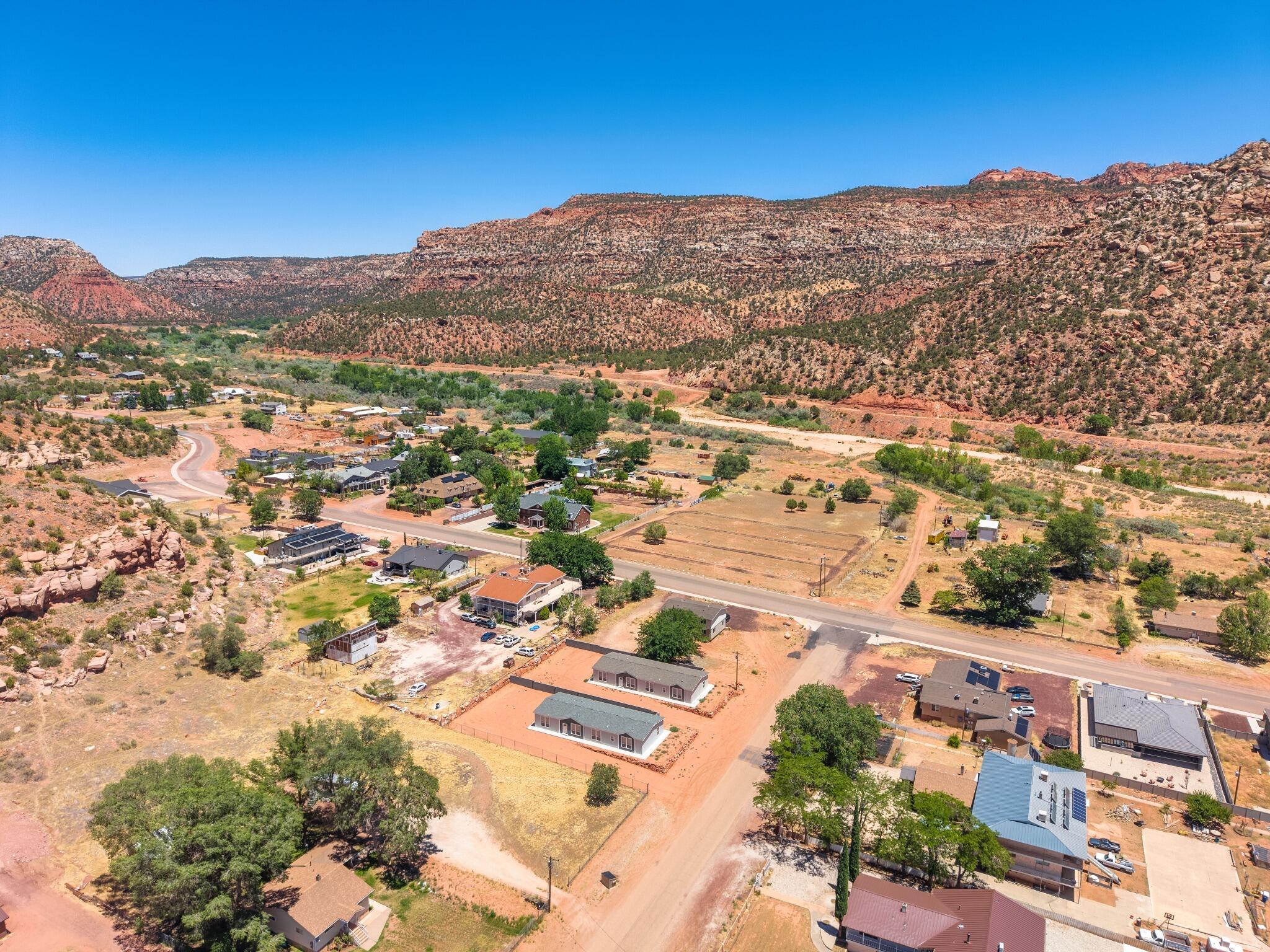 SHORT CREEK - Residential