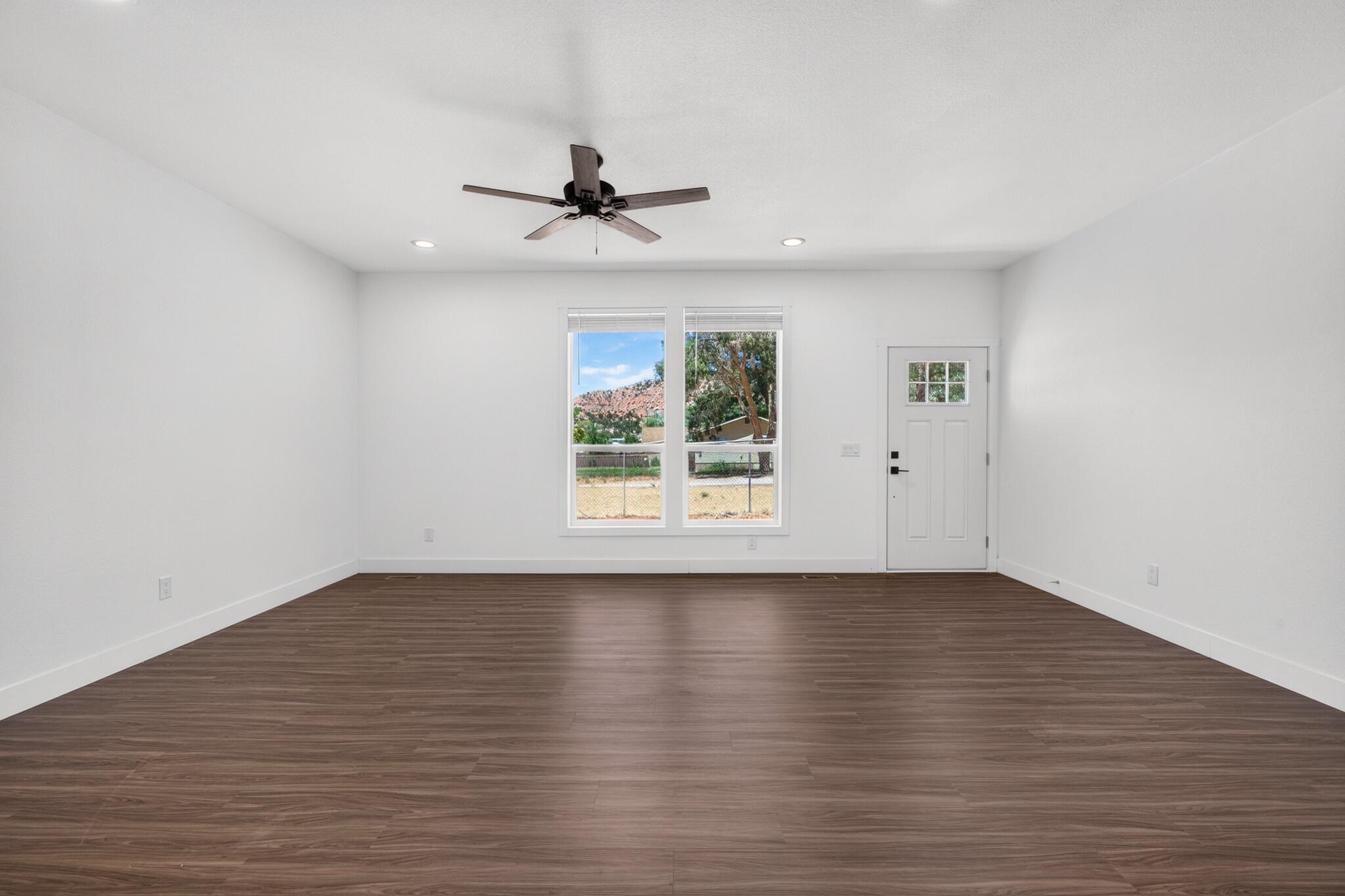 SHORT CREEK - Residential