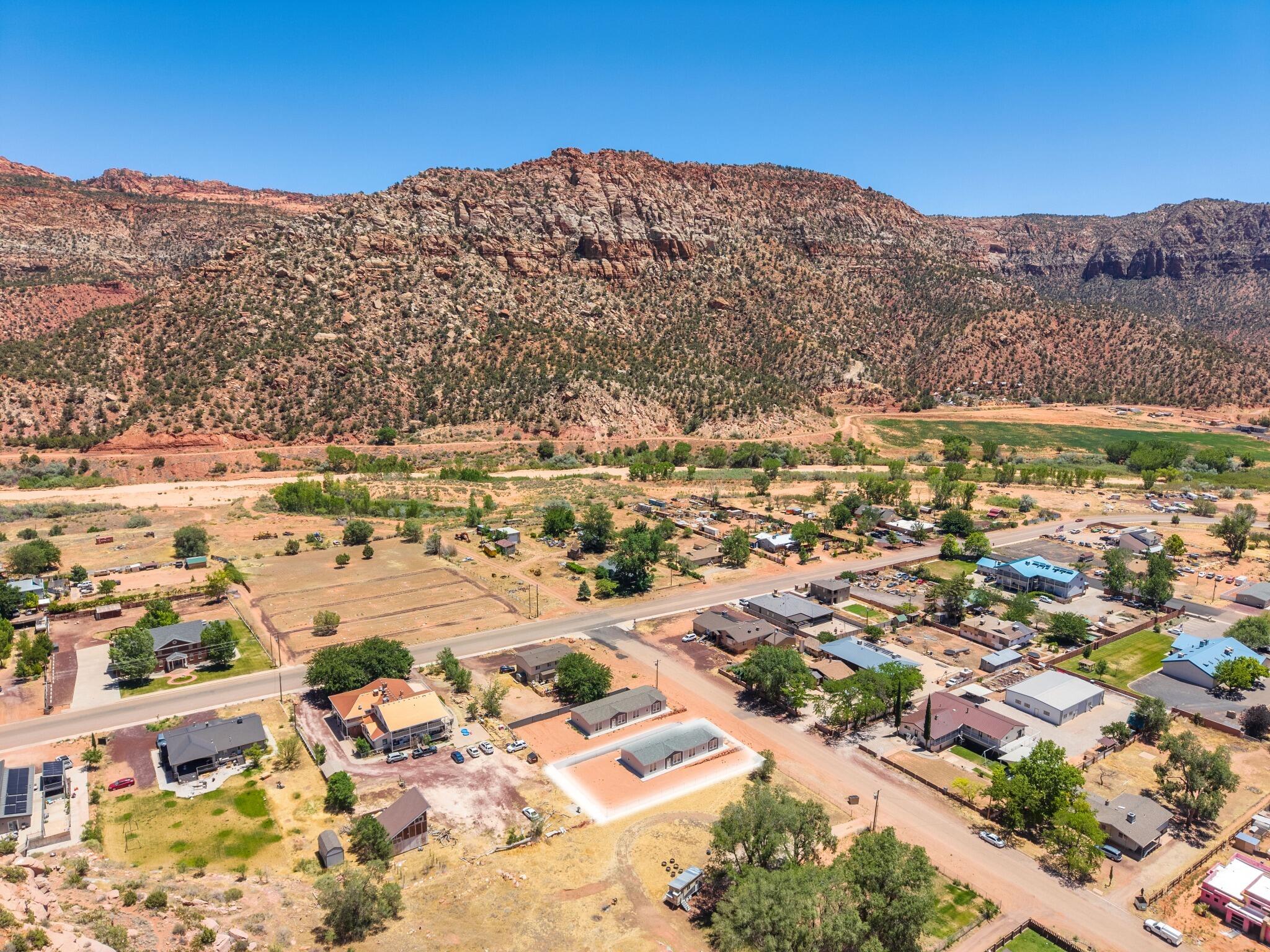 SHORT CREEK - Residential