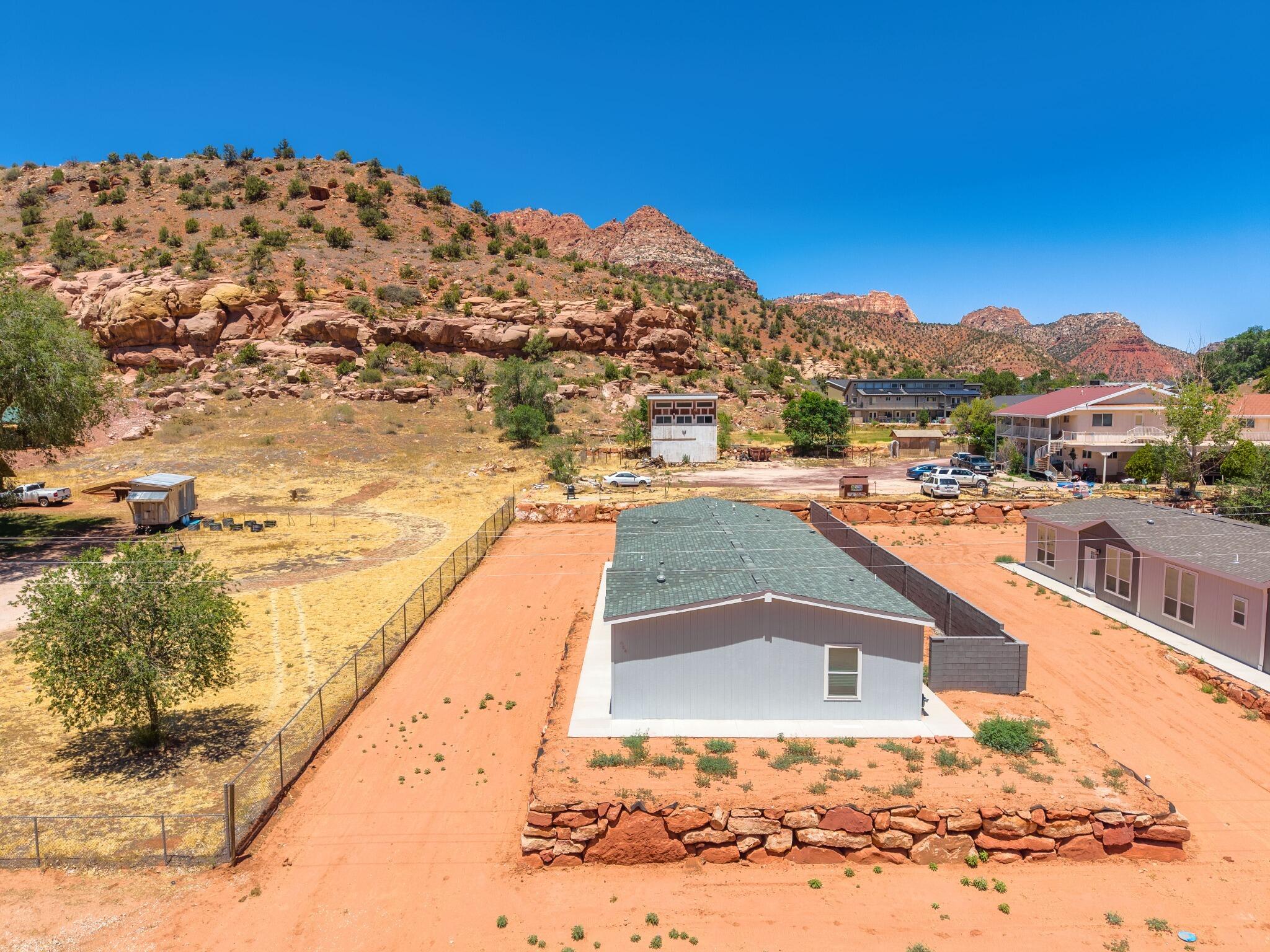 SHORT CREEK - Residential