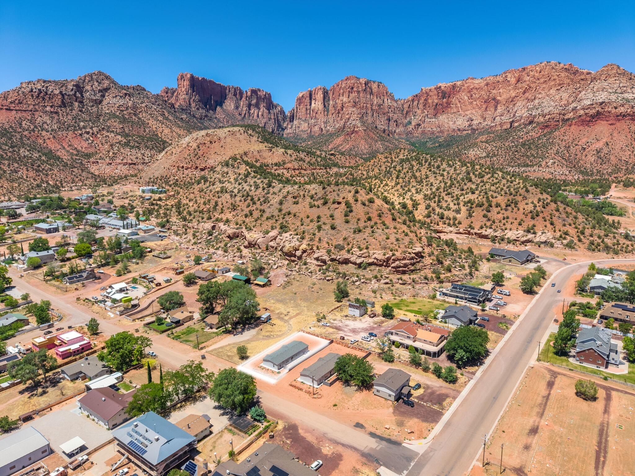 SHORT CREEK - Residential