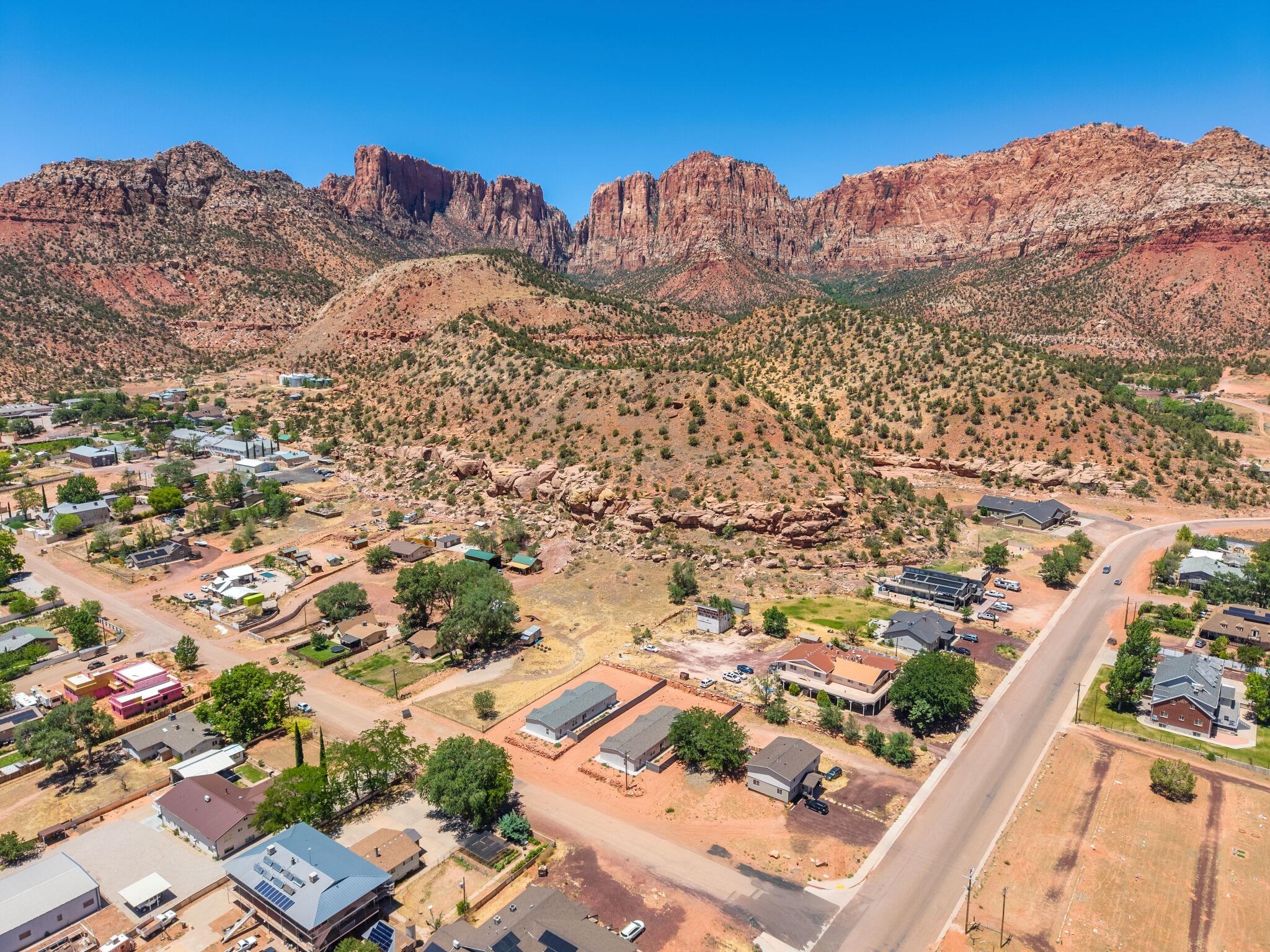 SHORT CREEK - Residential