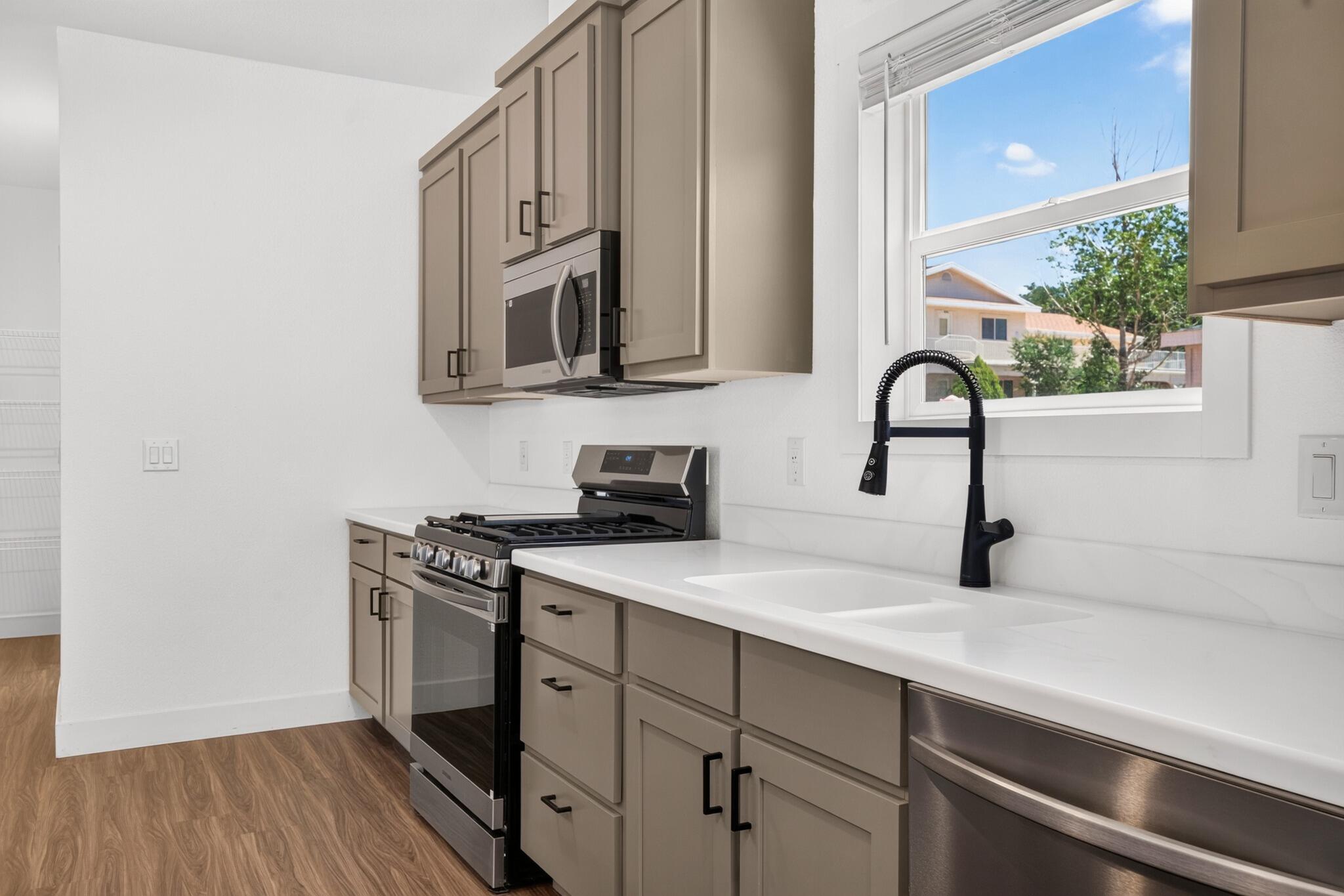 SHORT CREEK - Residential