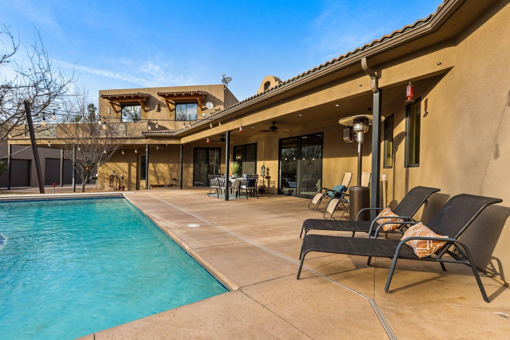 ROCKVILLE TOWNSITE - Residential