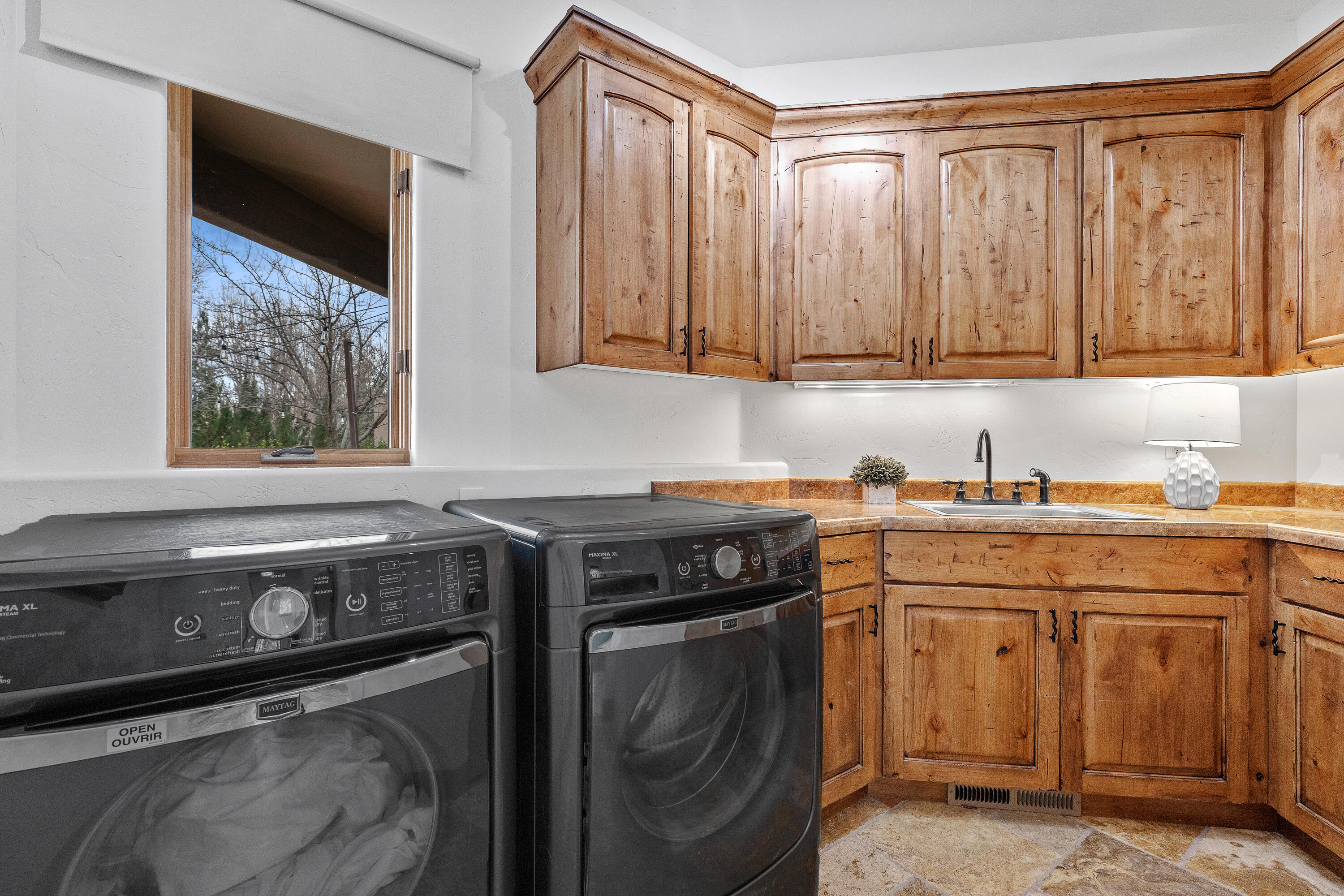 ROCKVILLE TOWNSITE - Residential