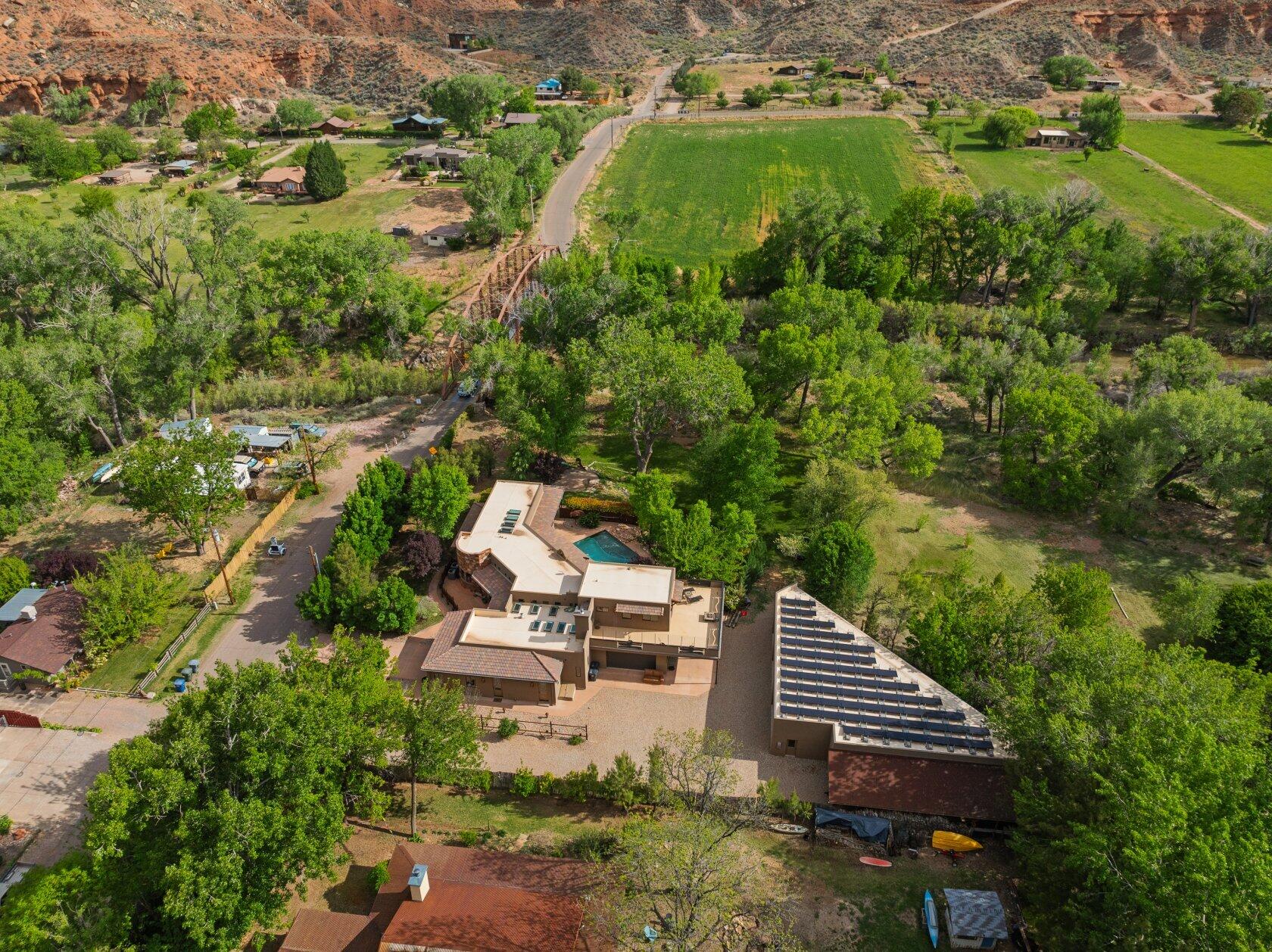 ROCKVILLE TOWNSITE - Residential