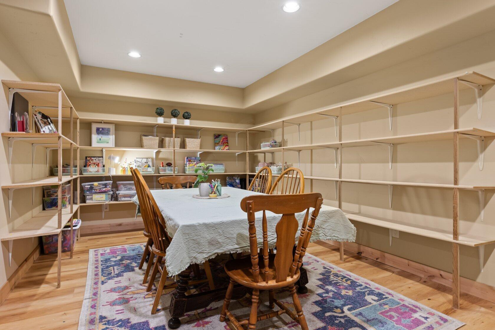 ROCKVILLE TOWNSITE - Residential